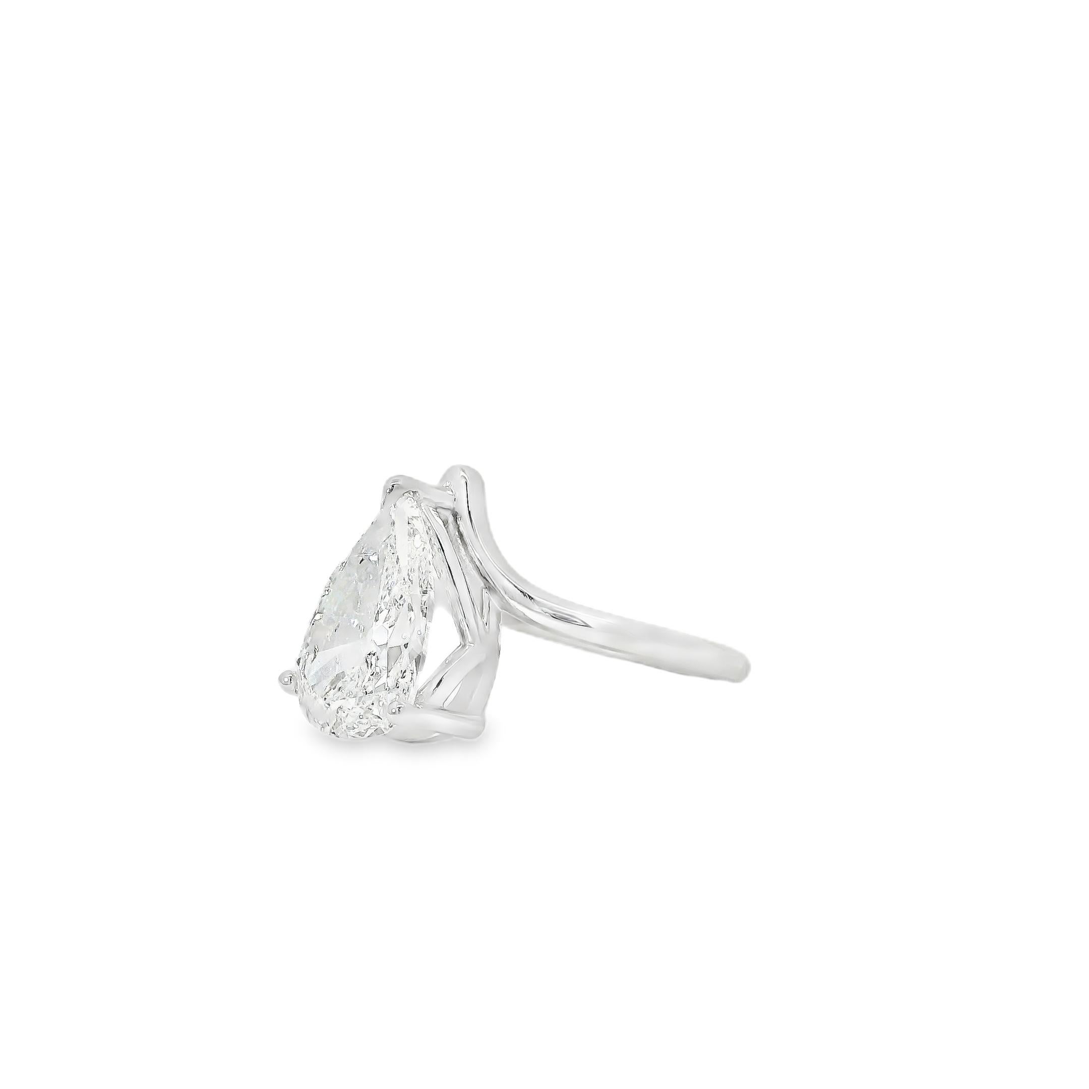 Bague de fiançailles en or blanc 14k 2,88ct diamant taille poire Neuf - En vente à Boca Raton, FL