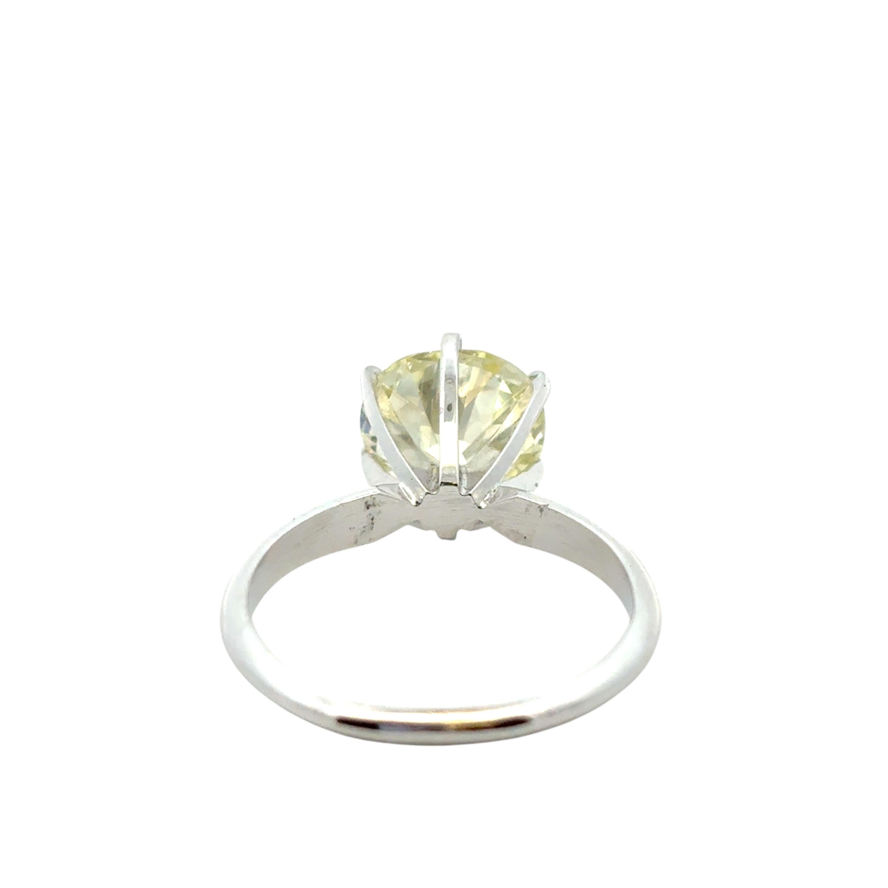14k White Gold 2.9ct Diamond Engagement Ring For Sale 5