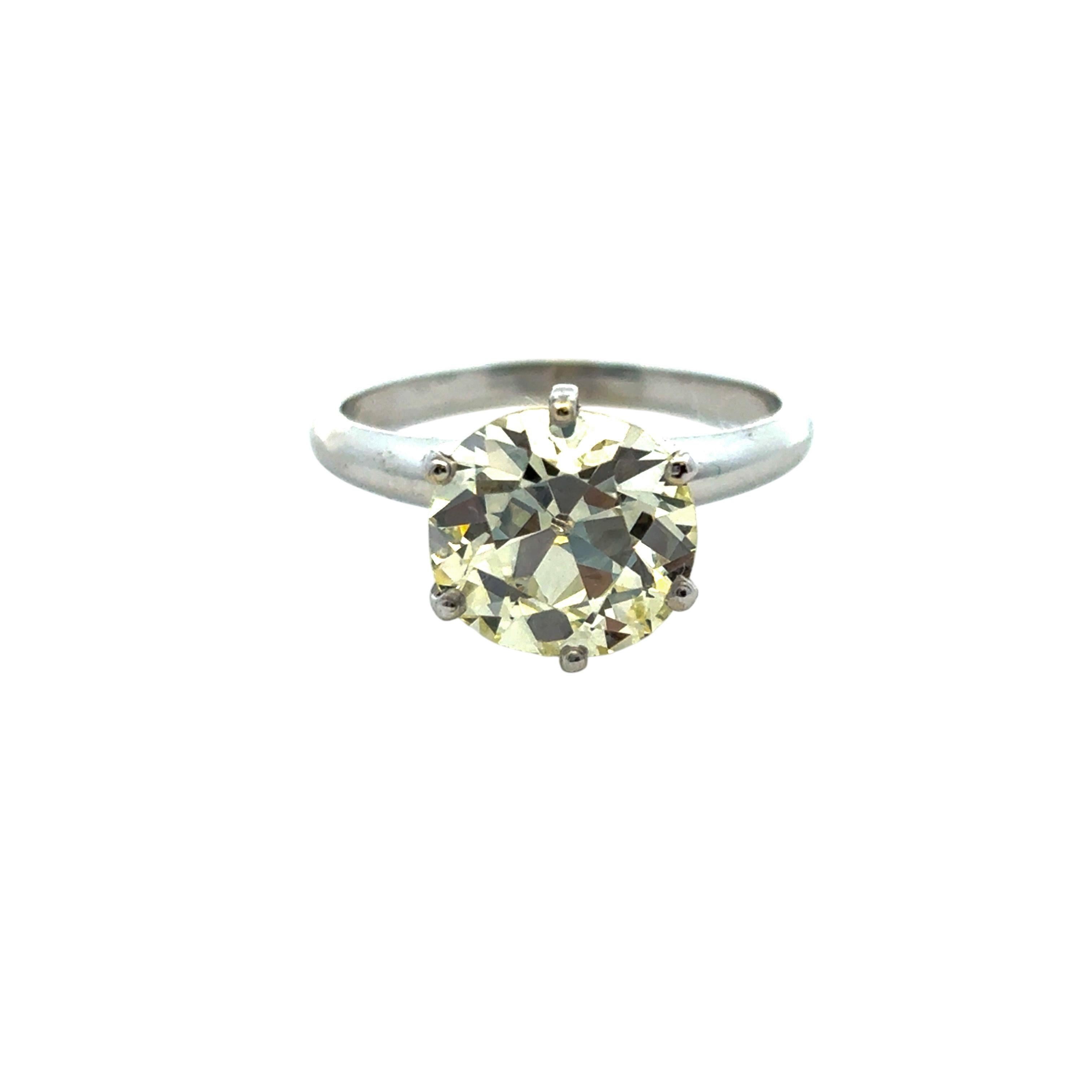 14k White Gold 2.9ct Diamond Engagement Ring For Sale 7