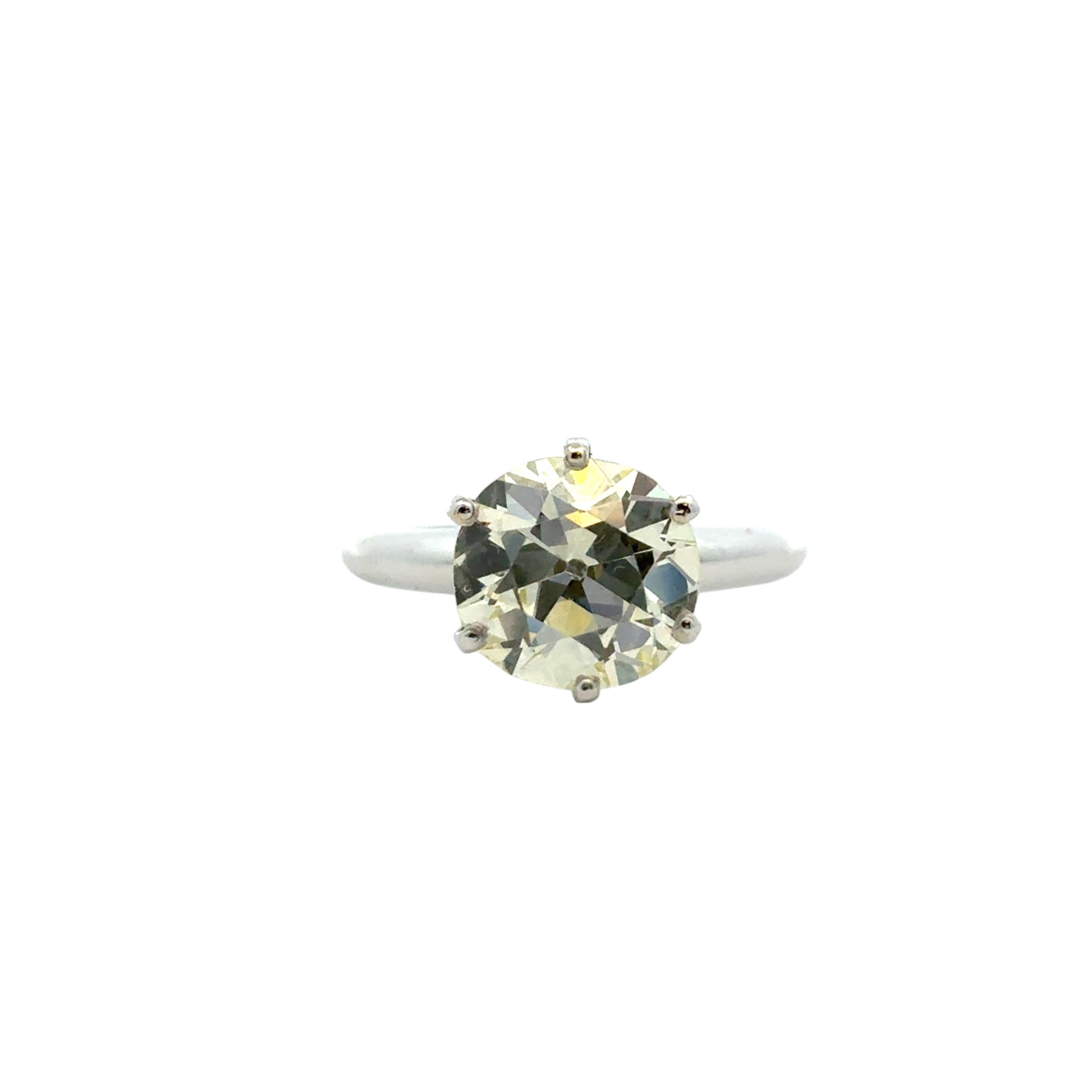 14k White Gold 2.9ct Diamond Engagement Ring For Sale 3