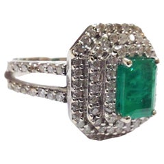 14k White Gold 2ct Diamond 1ct emerald Ladies Ring