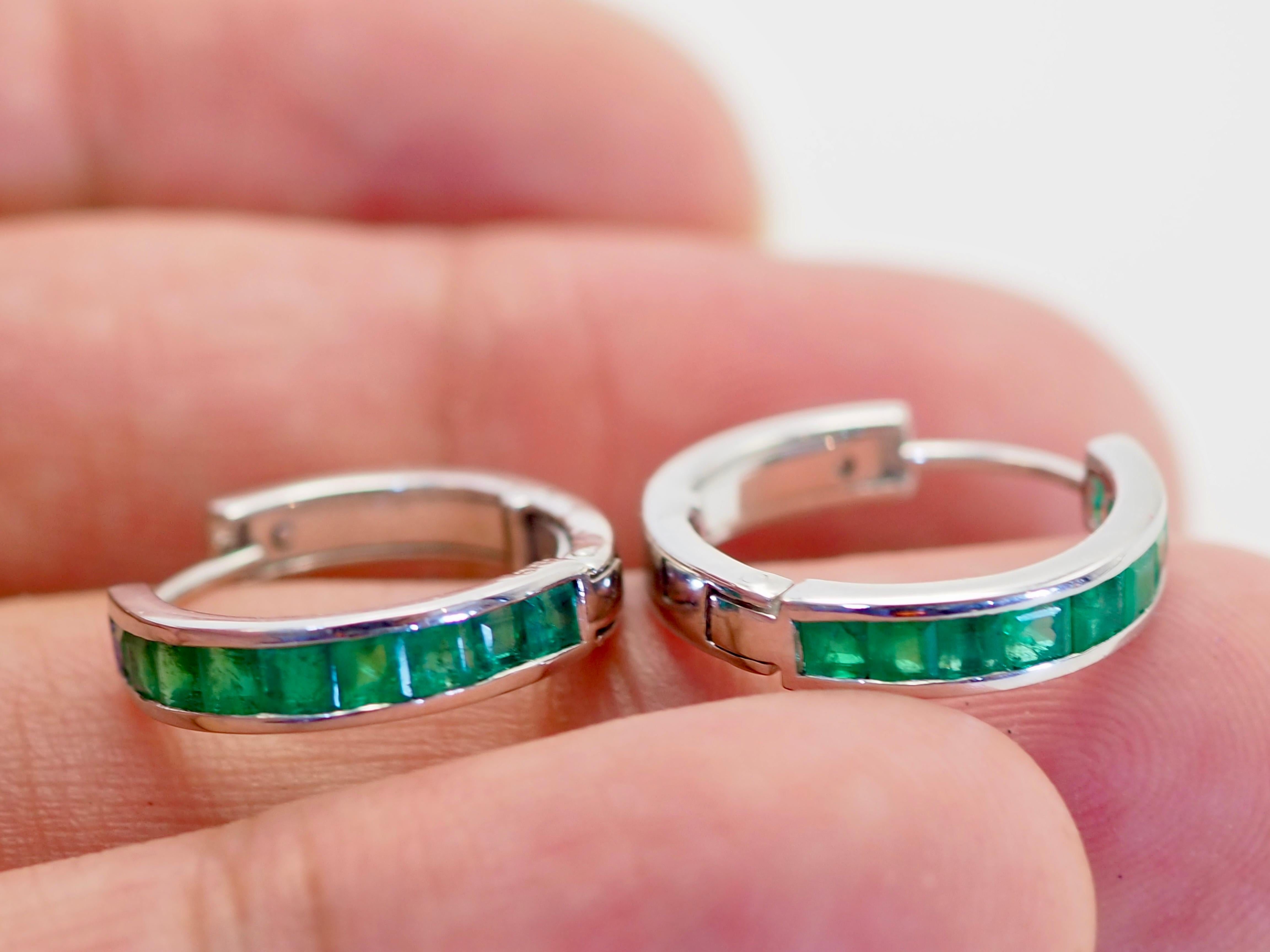 14K White Gold 2ct Squared Emerald Hoop Earring For Sale 1
