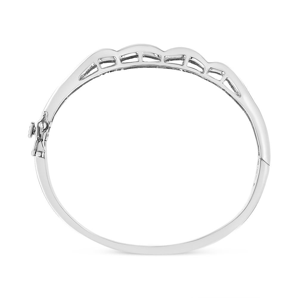 14K White Gold 3 1/3 Carat Princess-Cut Diamond Bangle Bracelet In New Condition For Sale In New York, NY