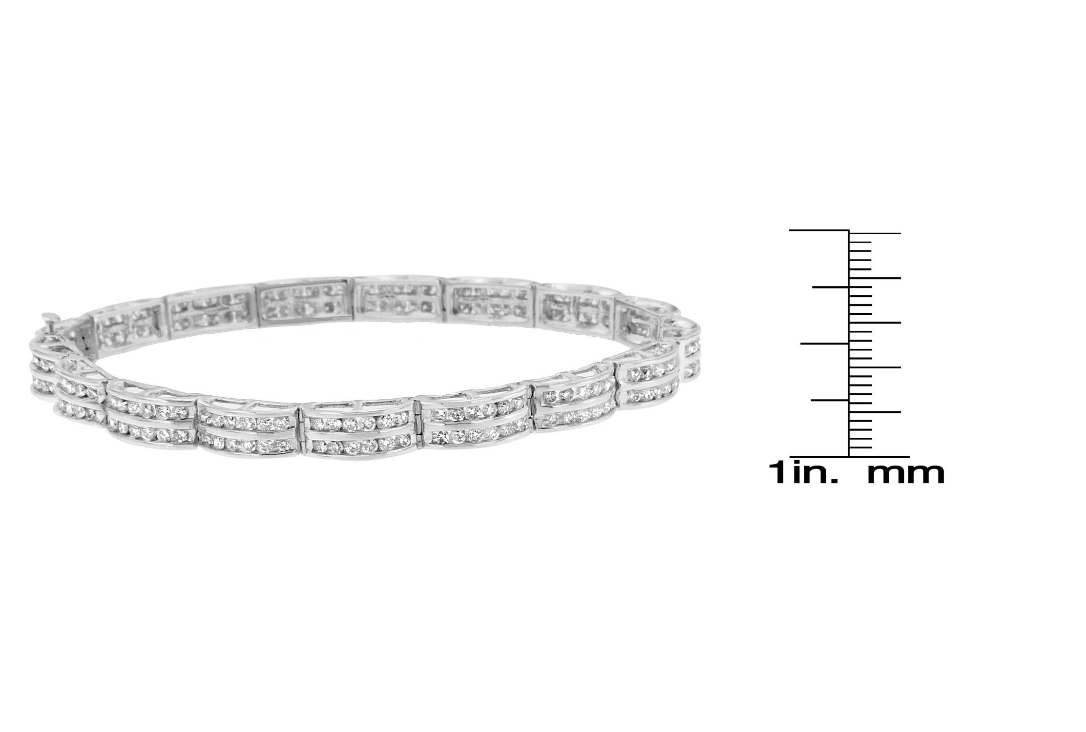 Contemporary 14K White Gold 3 1/5 Carat Diamond Link Bracelet For Sale