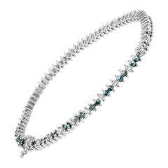 Bracelet tennis en or blanc 14K avec diamant bleu traité 3 3/4ct.TDW 'H-I, SI1-SI2'
