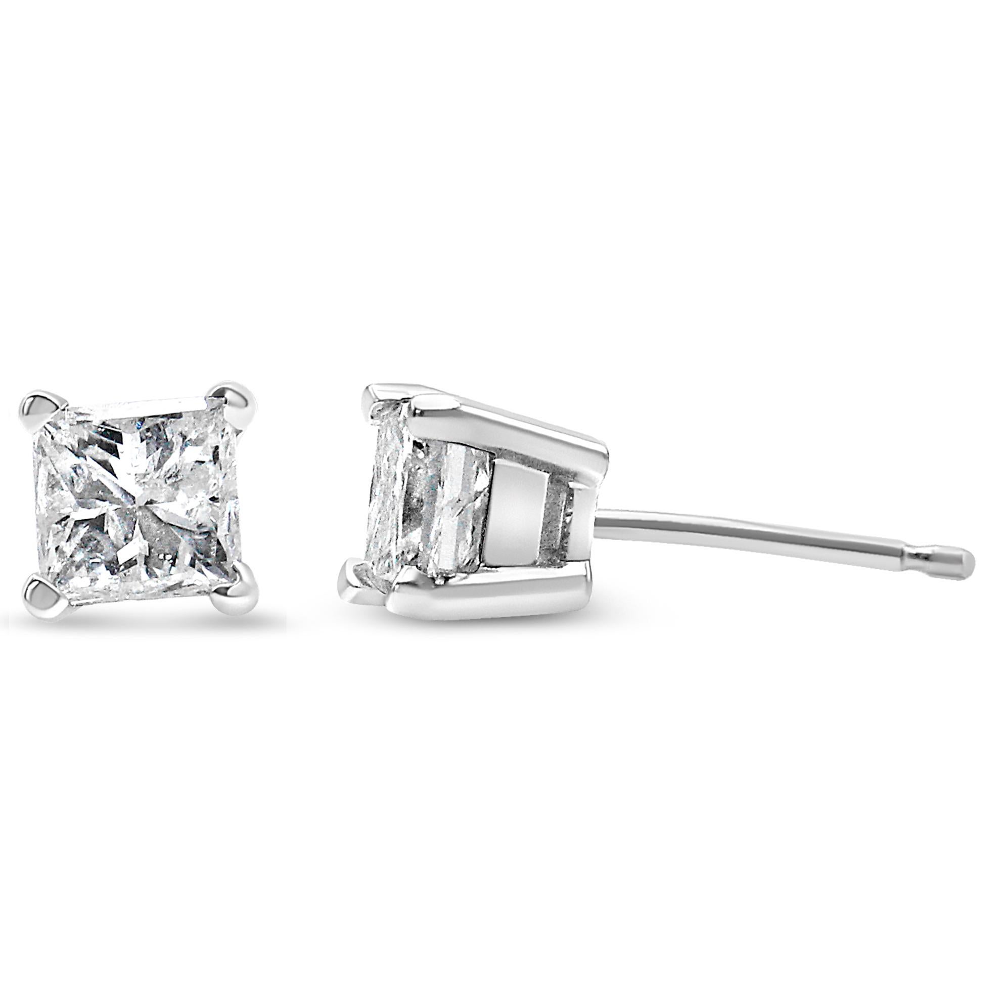 Contemporary 14K White Gold 3/4 Carat Princess Cut Diamond Solitaire Stud Earrings For Sale