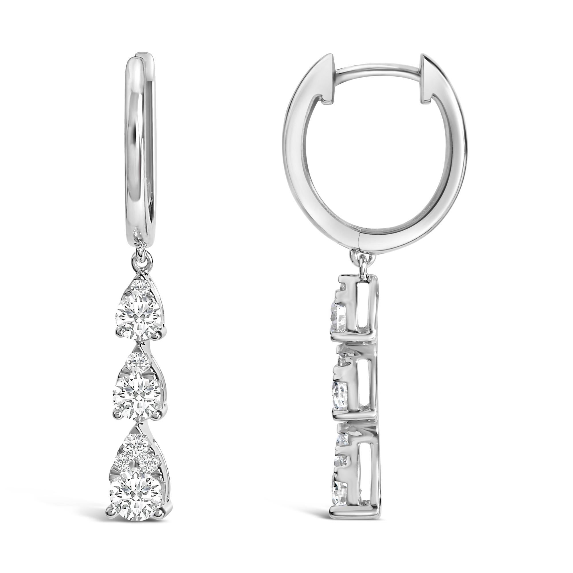 Moderne Pendants d'oreilles et pendants en or blanc 14 carats avec 3 diamants 3/4 carats