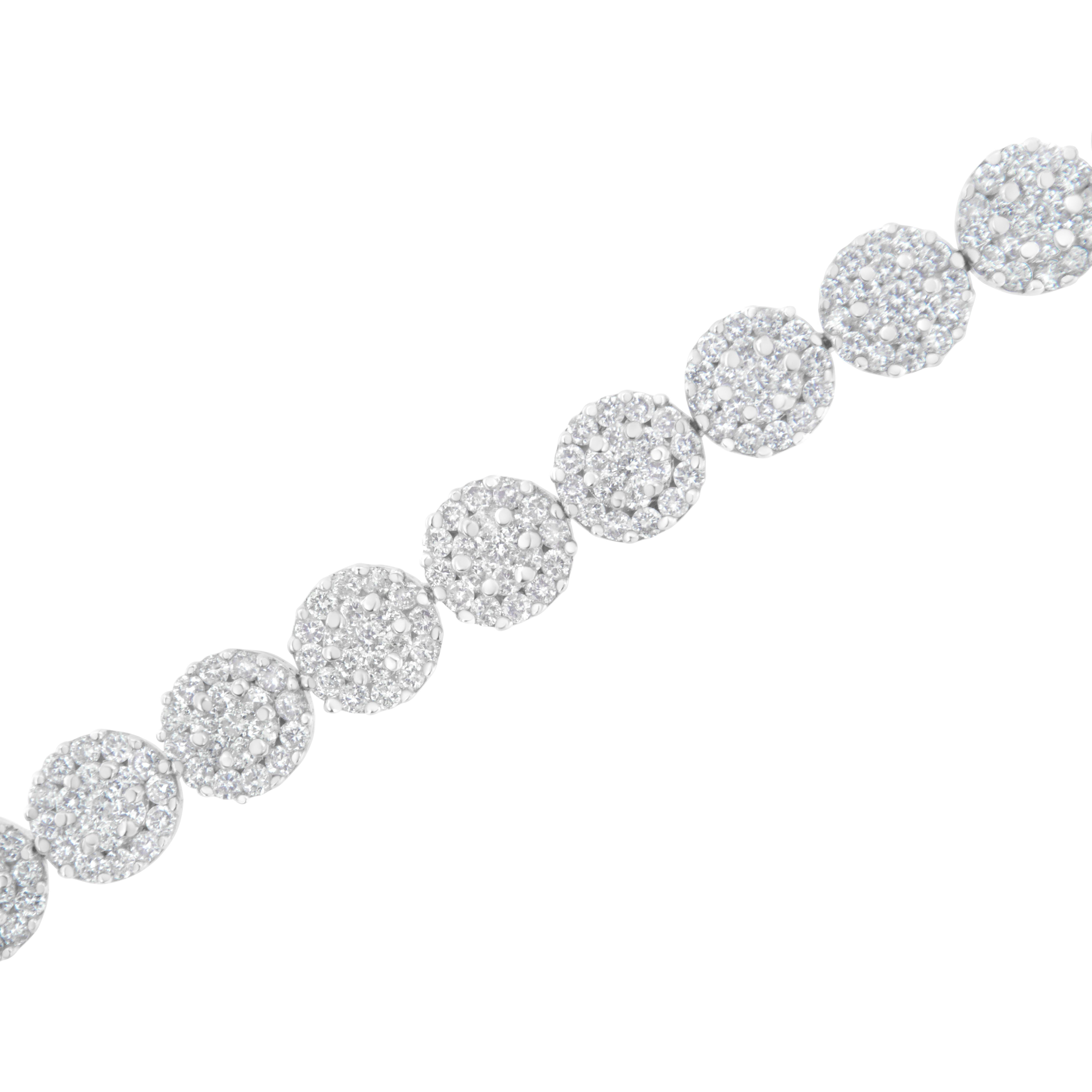 Contemporary 14K White Gold 3 7/8 Carat Diamond Link Bracelet For Sale