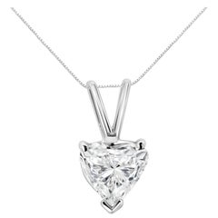 Collier pendentif solitaire en forme de cœur en or blanc 14 carats avec diamants de 3/8 carats