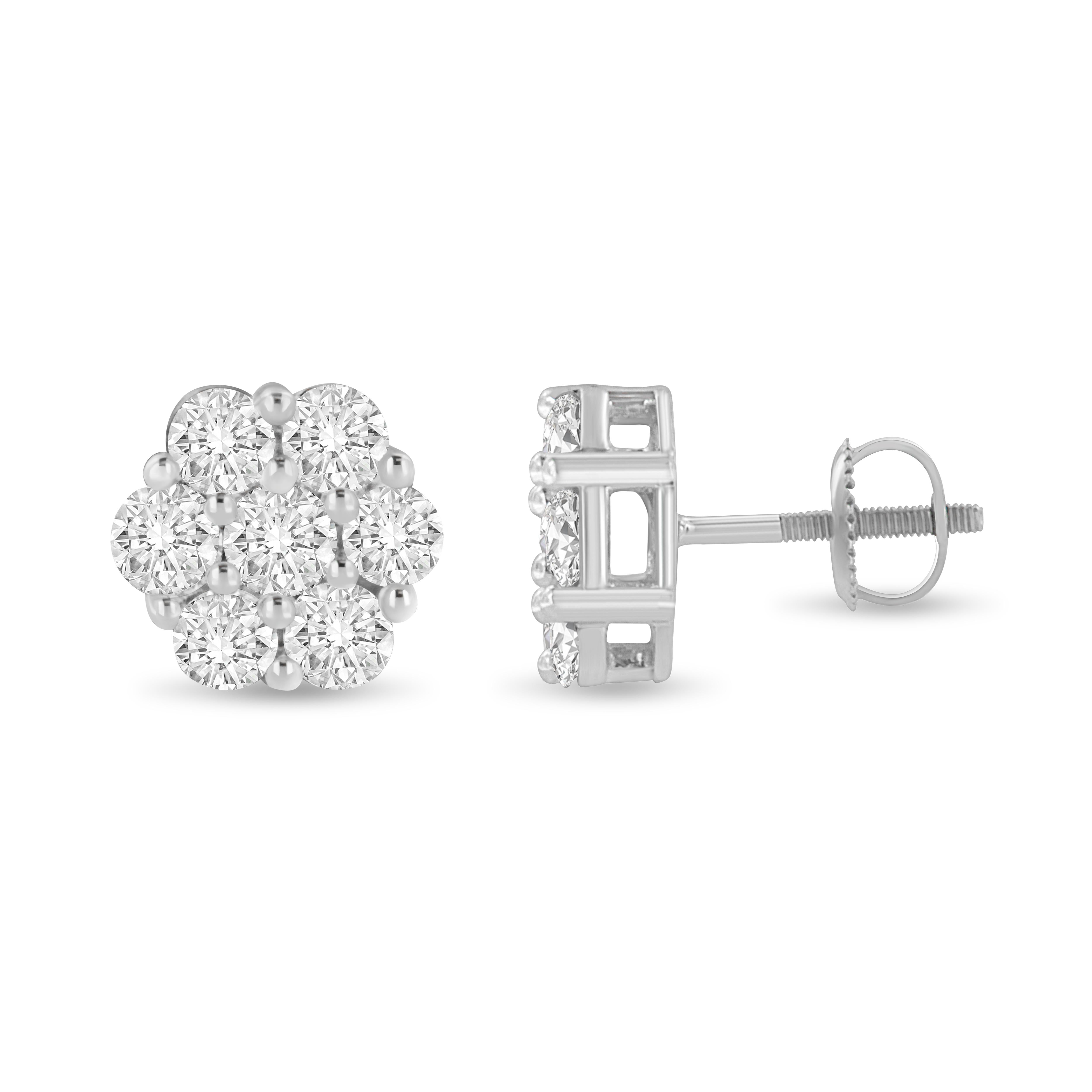 14K White Gold 3.0 Carat Round-Cut Diamond Floral Cluster Stud Earring In New Condition For Sale In New York, NY