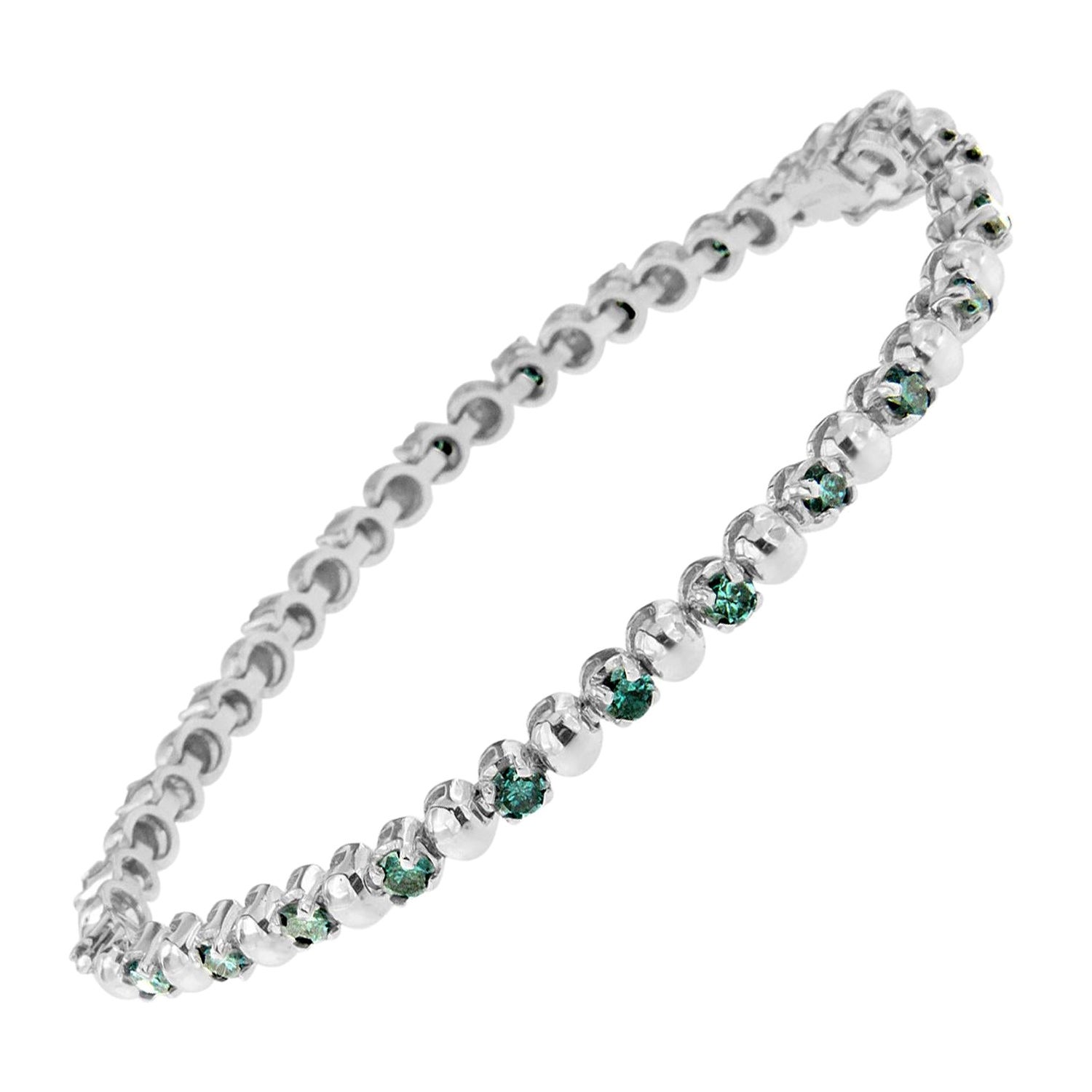 Pulsera de oro blanco de 14 quilates con diamantes azules tratados de corte redondo de 3,0 quilates