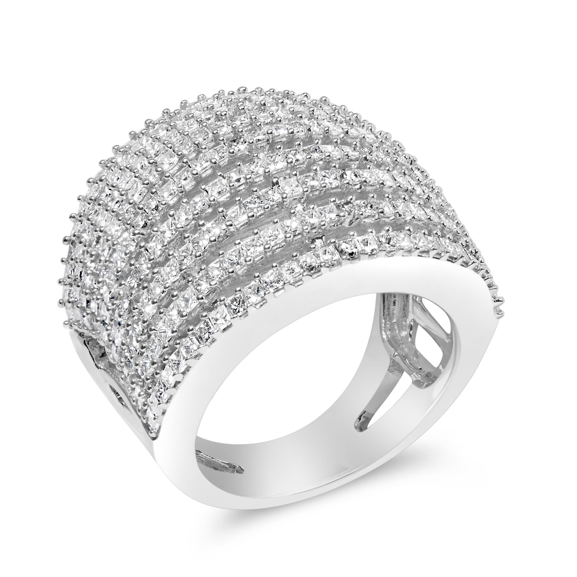 Anillo de oro blanco de 14 quilates de 3,0 qt con diamante natural talla princesa de 9 filas para cóctel Moderno en venta