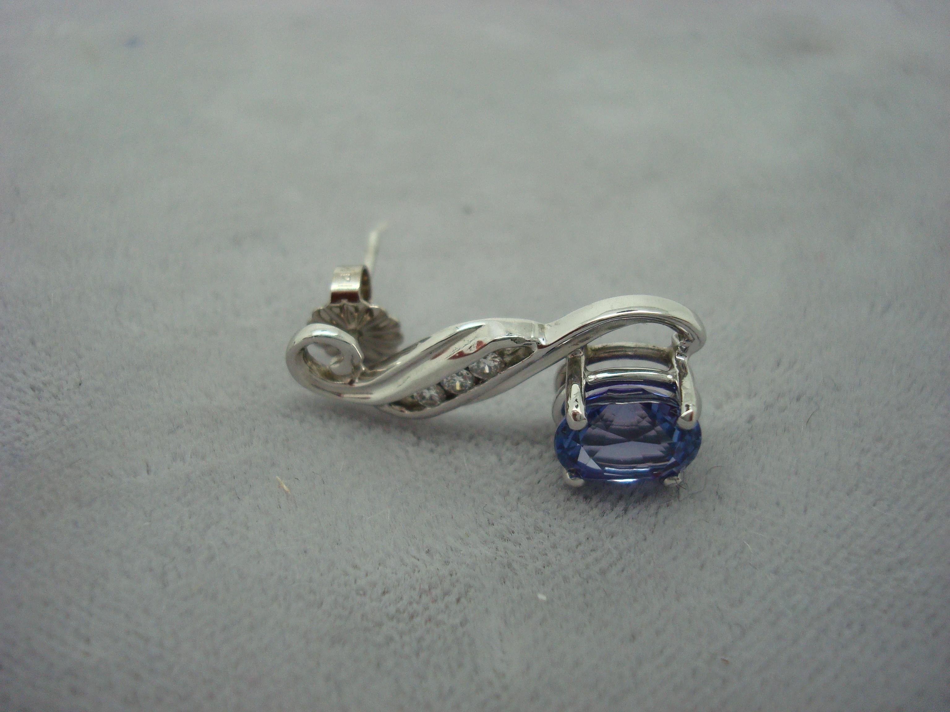 Contemporary 14k White Gold 3.2ct Genuine Natural Tanzanite and Diamond Earrings '#J1815' For Sale