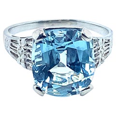 Bague en or blanc 14 carats avec aigue-marine taille coussin ancienne de 3,43 carats n° J5210