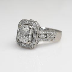 Bague en or blanc 14 carats avec diamant taille radiant de 3,63 carats, 9,5 g