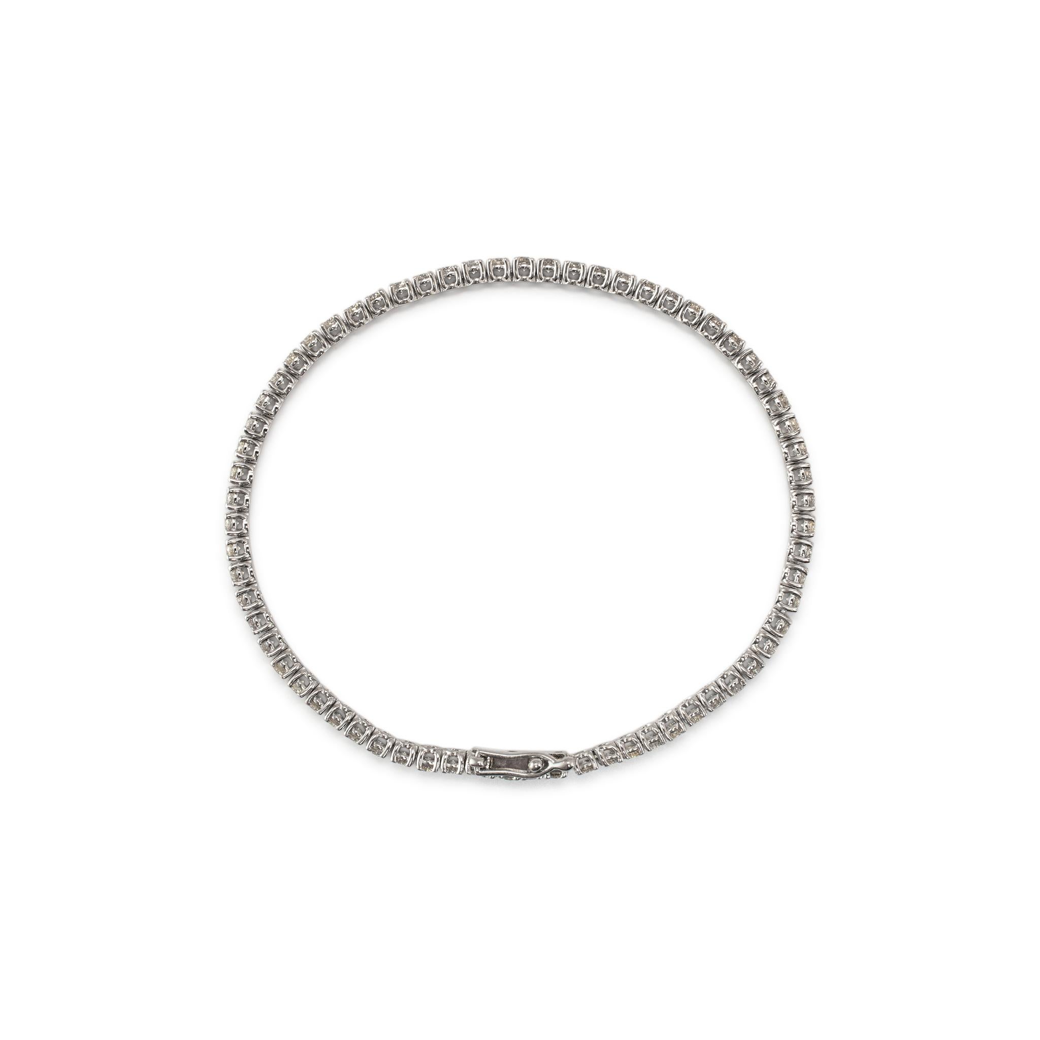 Bracelet tennis en or blanc 14K à 4 branches et 3,28 ct de diamants Excellent état - En vente à Houston, TX