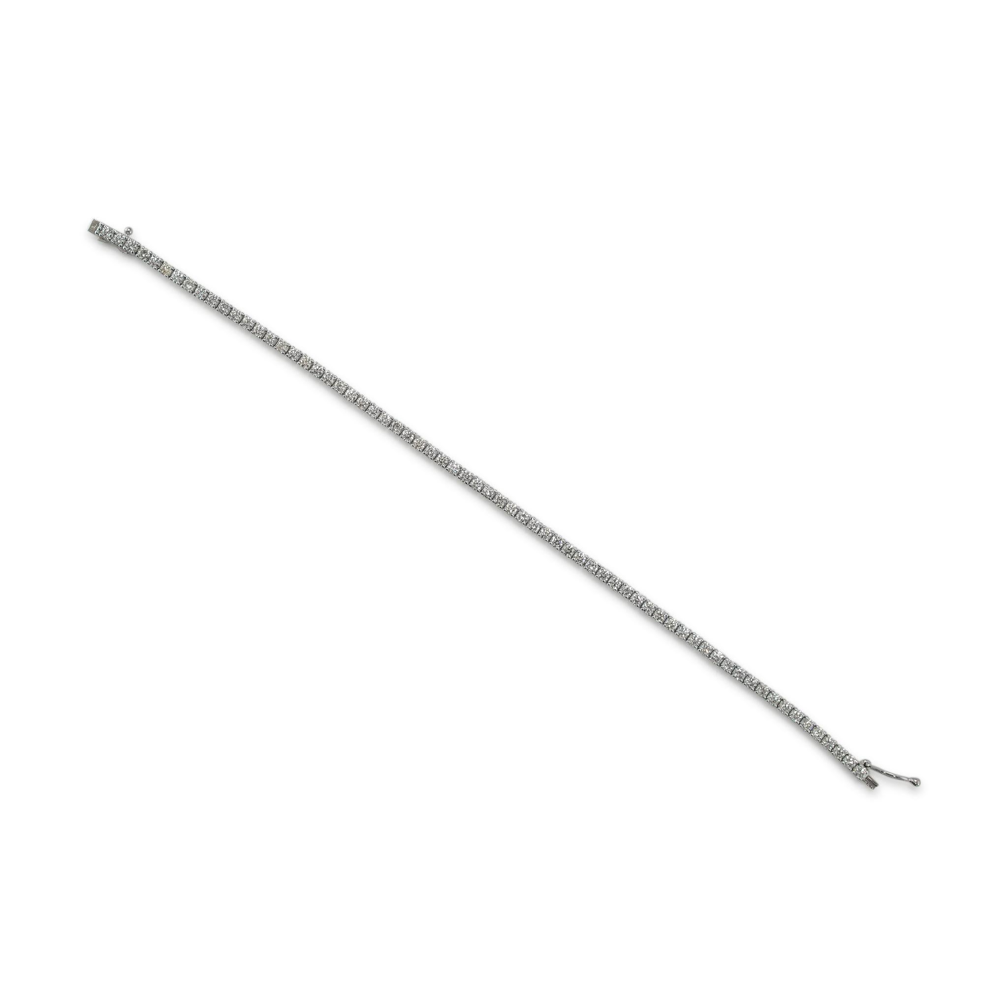 Bracelet tennis en or blanc 14K à 4 branches et 3,28 ct de diamants Pour femmes en vente