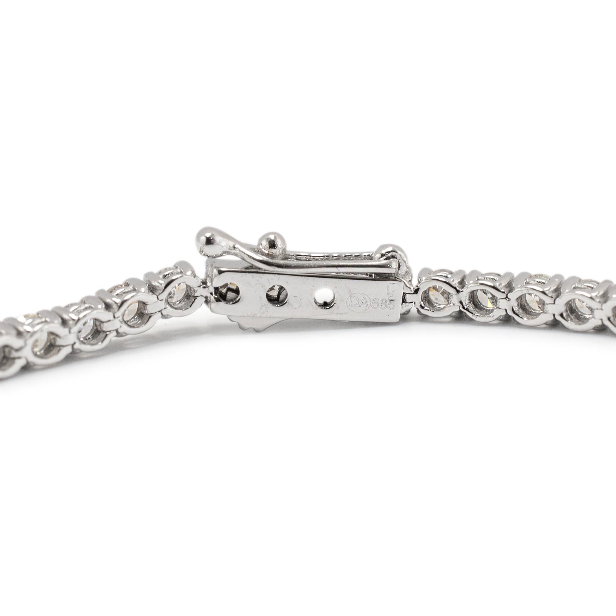 Bracciale tennis con diamanti a 4 punte da 3,30 carati in oro bianco 14K in vendita 2