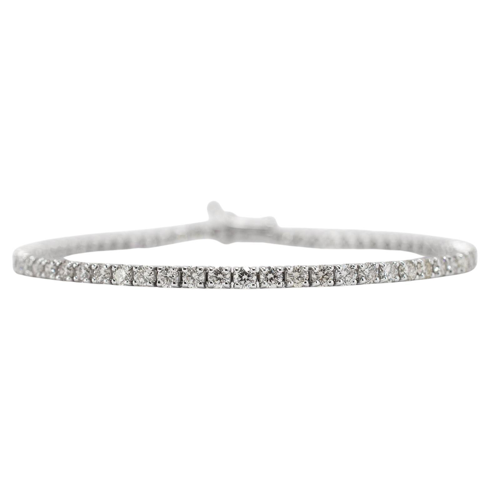 Bracelet tennis en or blanc 14K à 4 branches et 4.38ct de diamants en vente