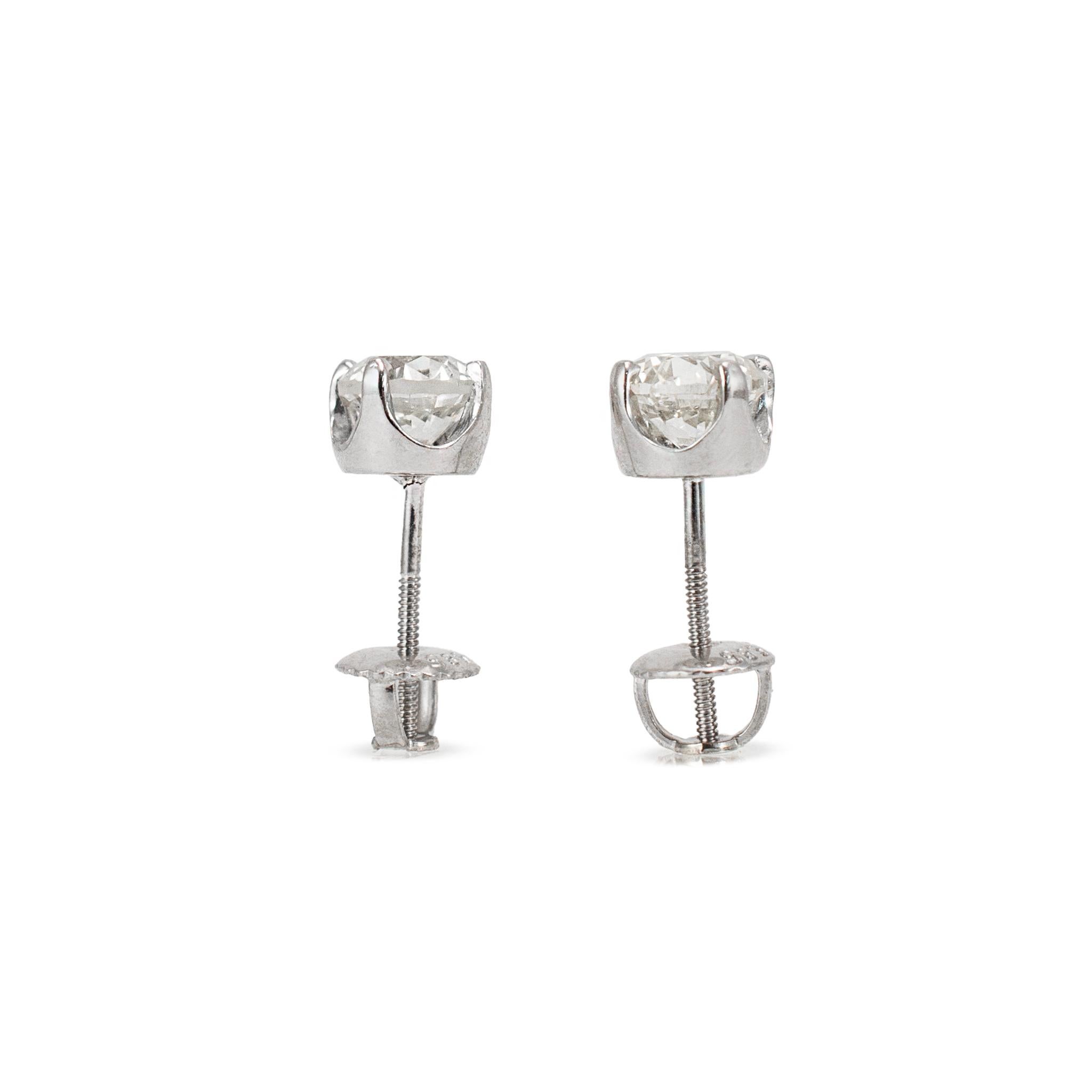 Orecchini con diamanti rotondi da 1,90 carati in oro bianco 14K con 4 punte a vite In condizioni ottime in vendita a Houston, TX