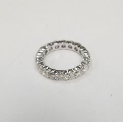 14k White Gold 4.25 Carats Diamond Eternity Ring Set with Shared Prongs