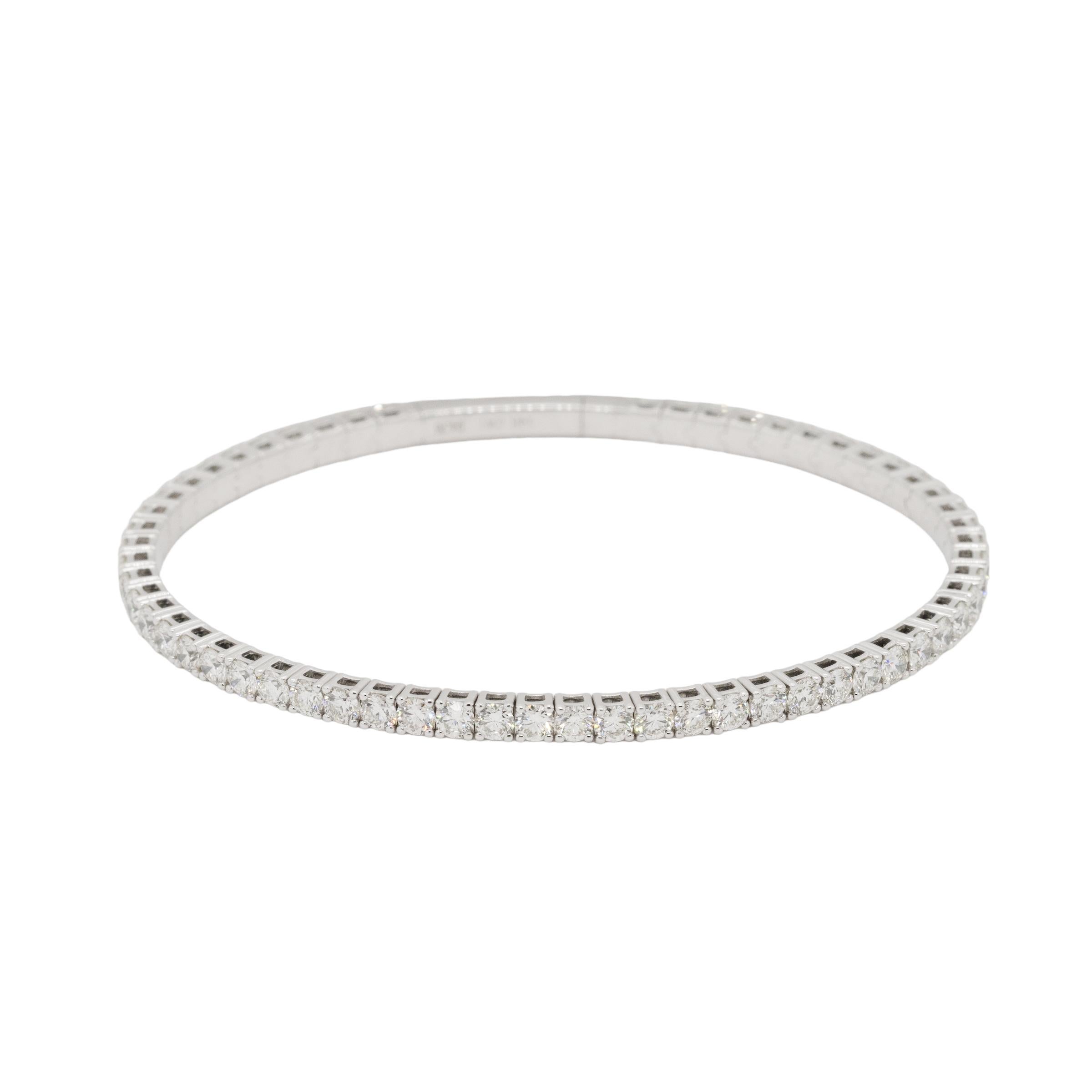 14k Weißgold 4,76 Karatw natürlicher Diamant Stretch-Armreif im Angebot 2