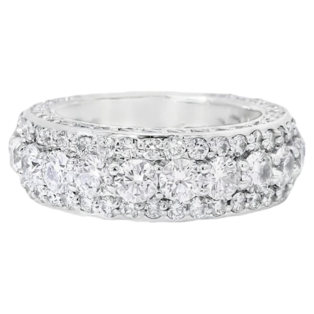14k Weißgold 4,85ctw dreireihiges Diamantband