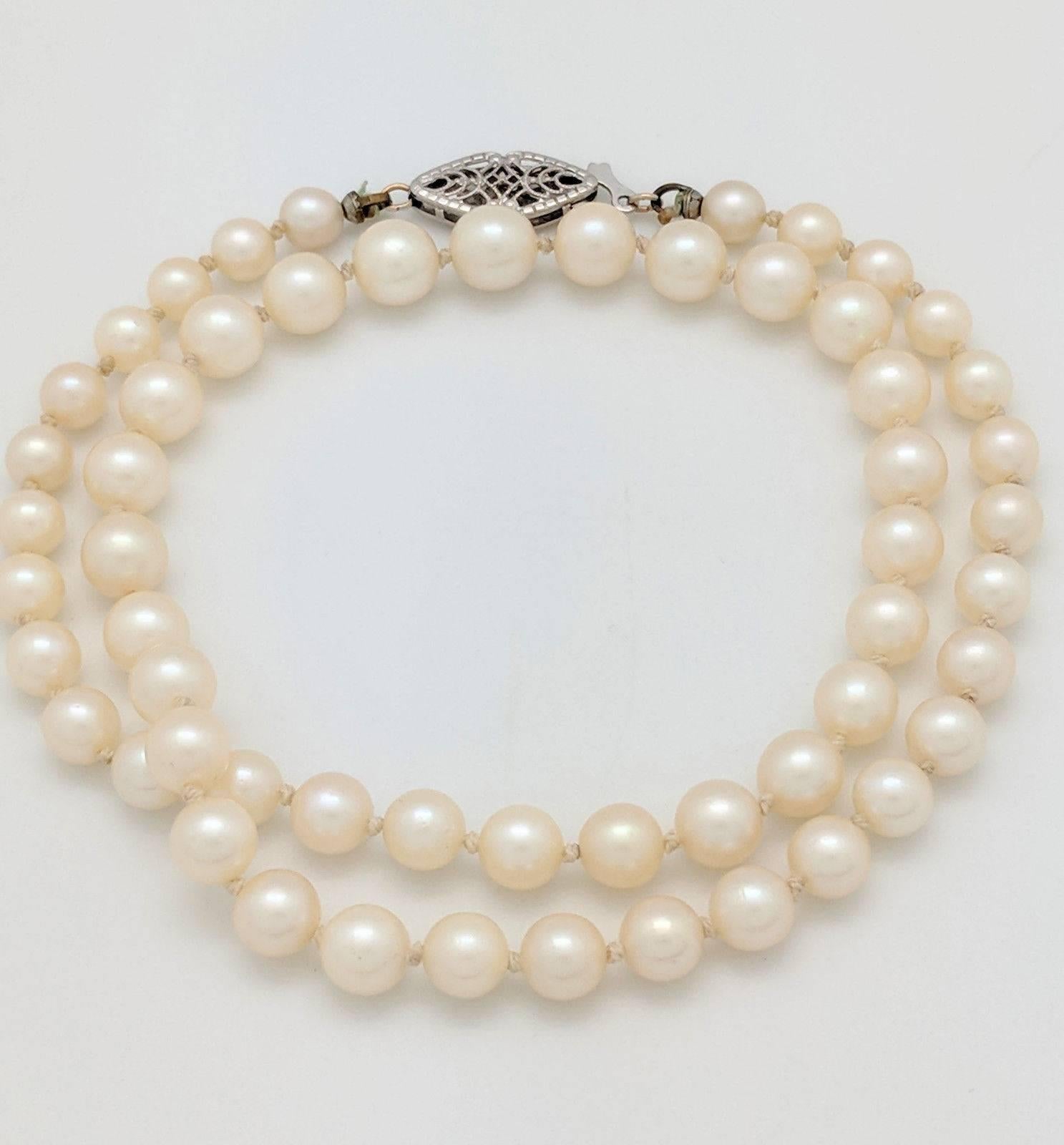 14 Karat White Gold Graduating Cultured Pearl Necklace 1