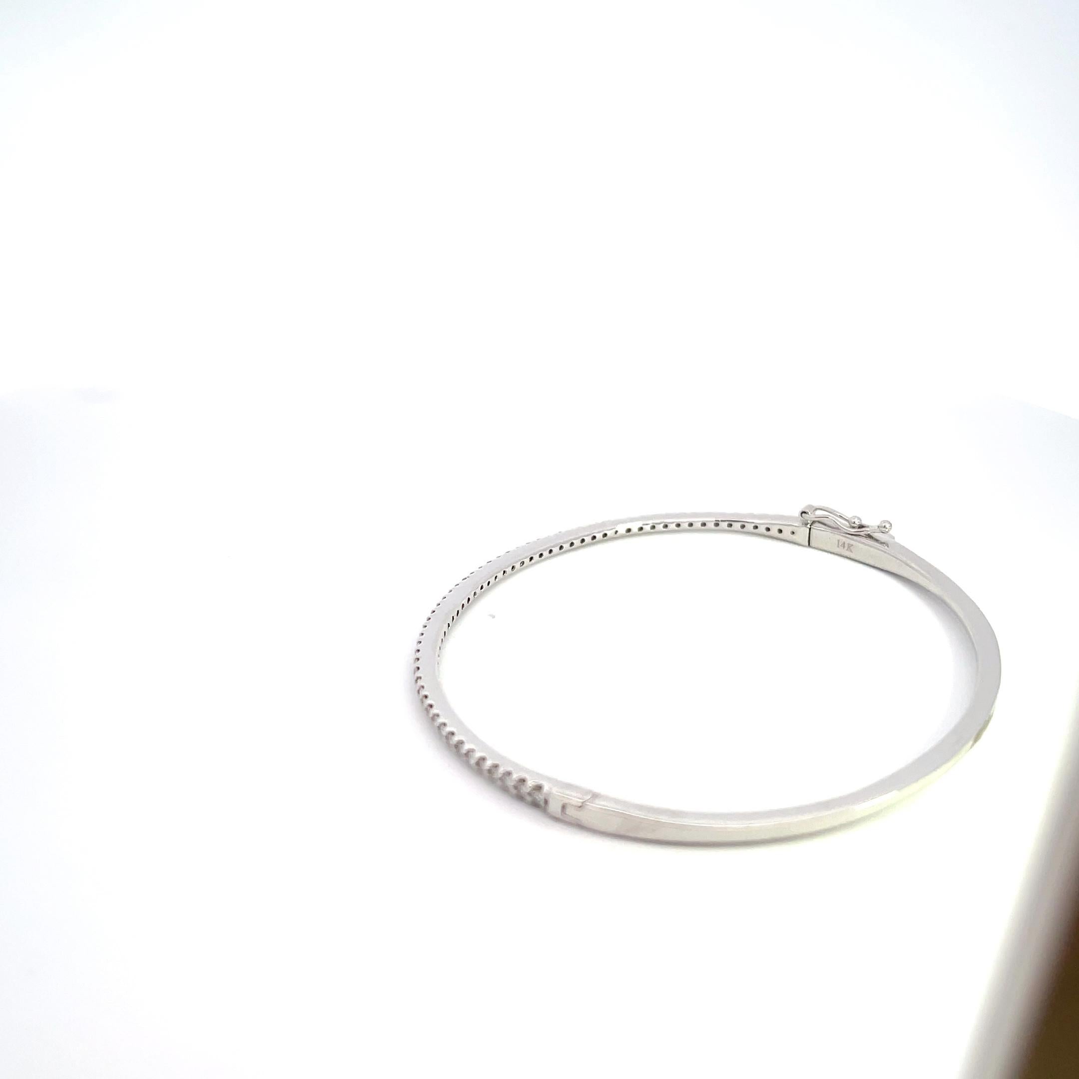 Bracelet en or blanc 14K avec diamant 5/8ctw Neuf - En vente à New York, NY