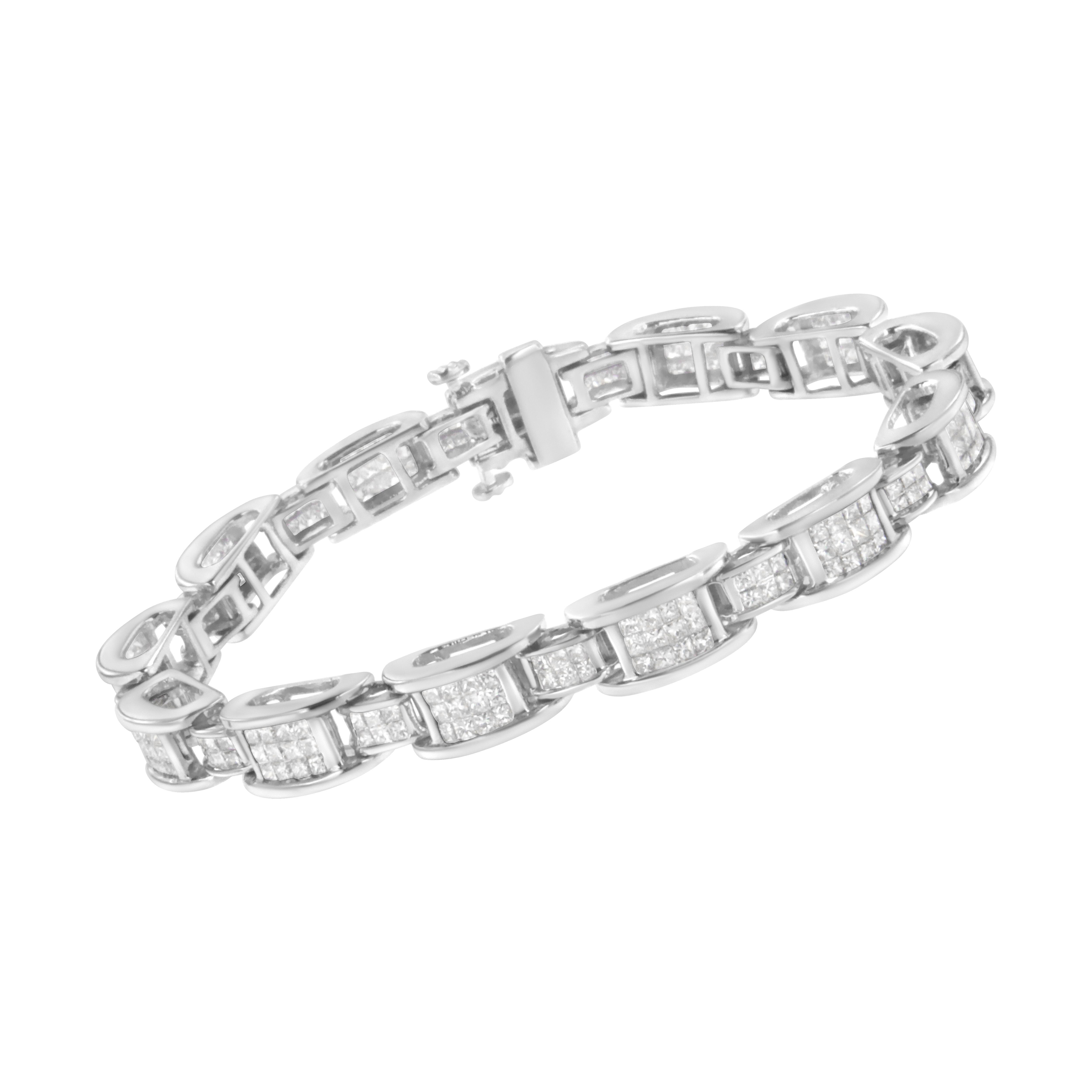 Contemporary 14K White Gold 5.0 Carat Diamond Alternating Size D Shaped Link Tennis Bracelet For Sale