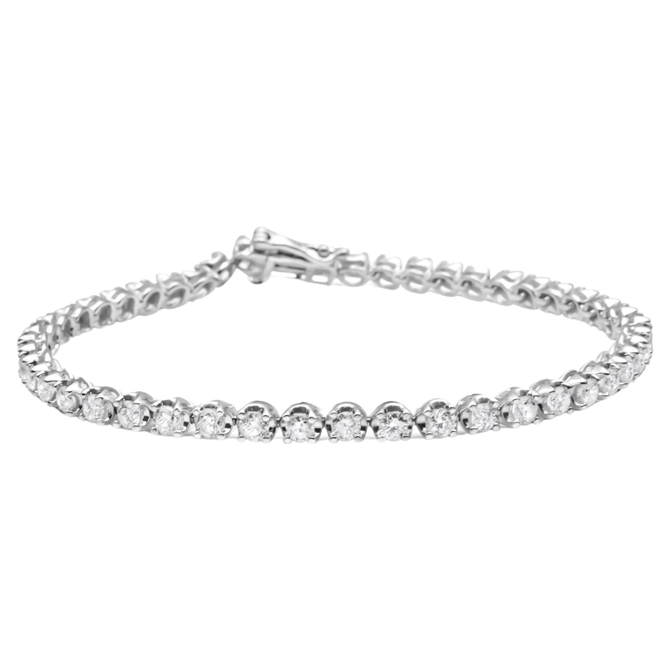 Bracelet de tennis classique en or blanc 14K avec diamants ronds de 5,0 carats pour femmes en vente