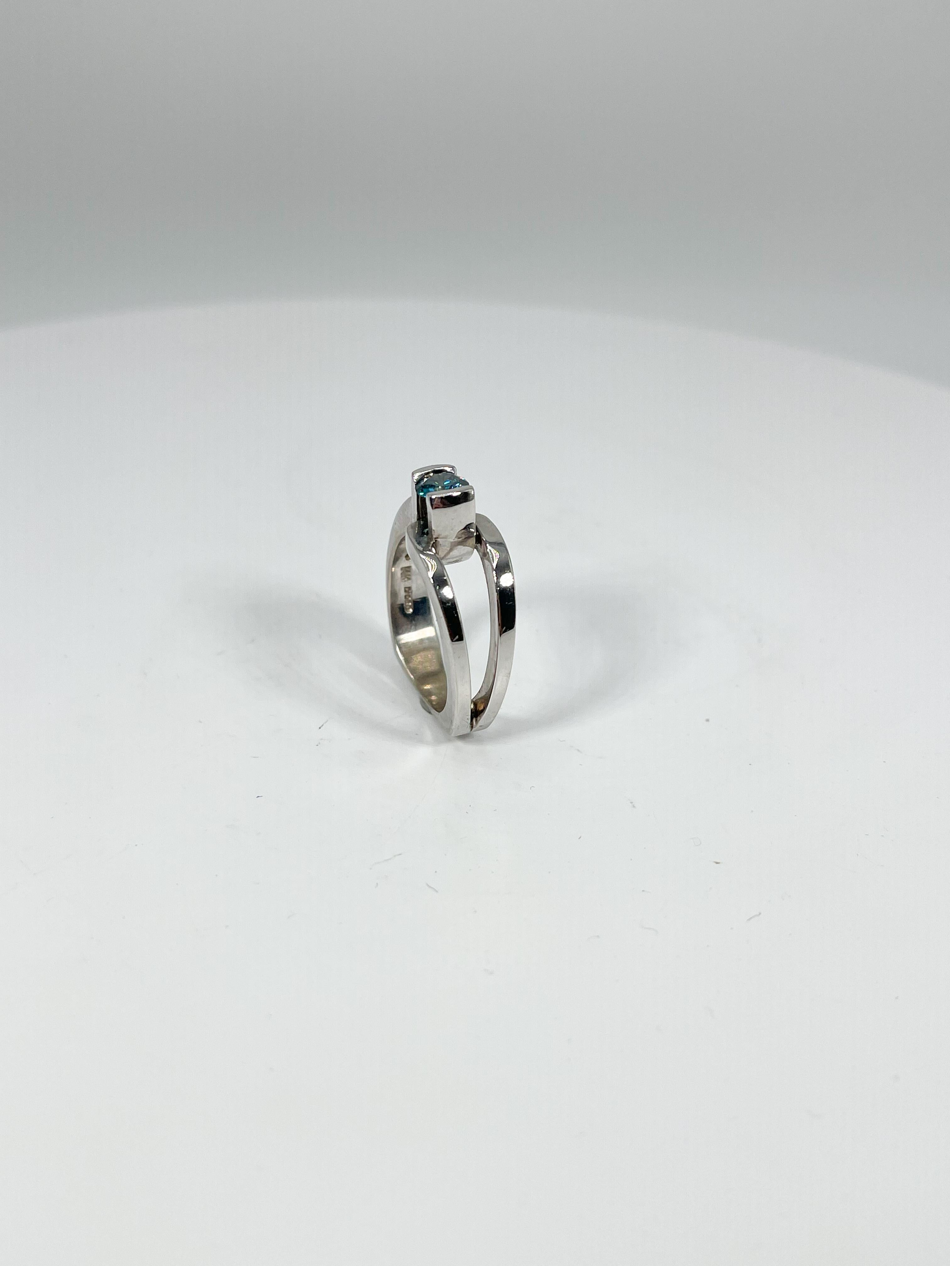 14K White Gold .50 CT Irradiated Blue Diamond and .60 CTW White Diamond Ring In Excellent Condition For Sale In Stuart, FL