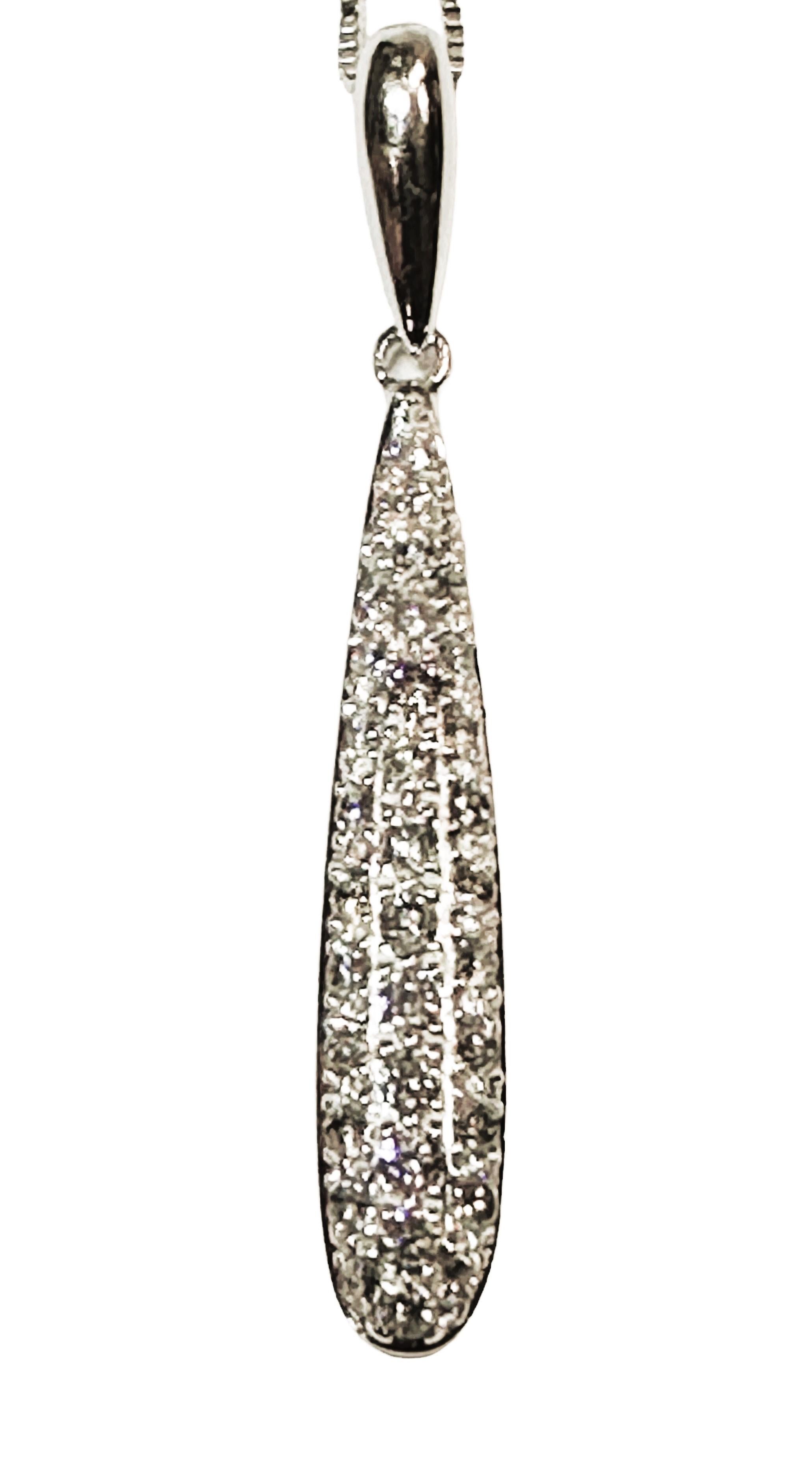 14 Karat White Gold .50 Carat Natural Diamond Drop Pendant Necklace 17