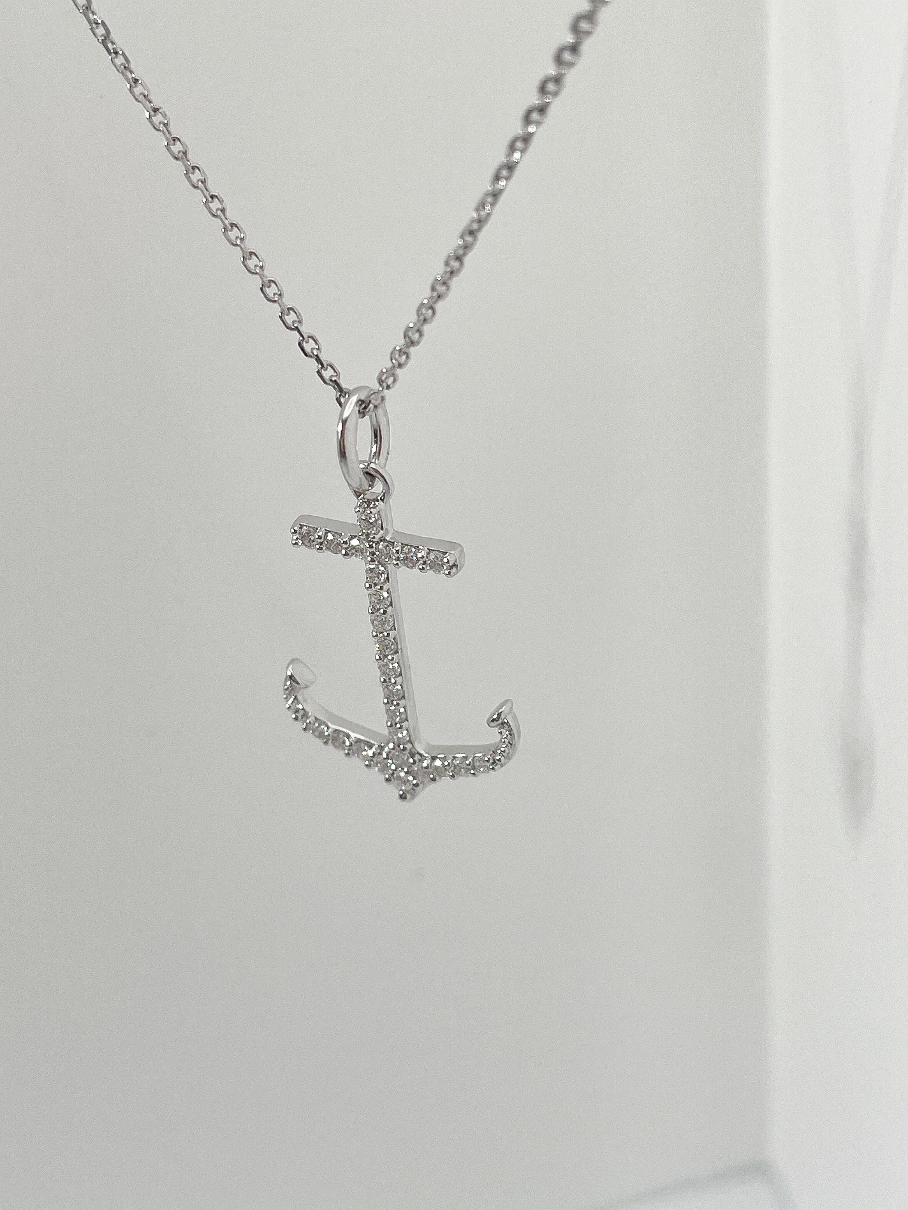 14K White Gold .50 CTW Diamond Anchor Pendant Necklace In Excellent Condition For Sale In Stuart, FL