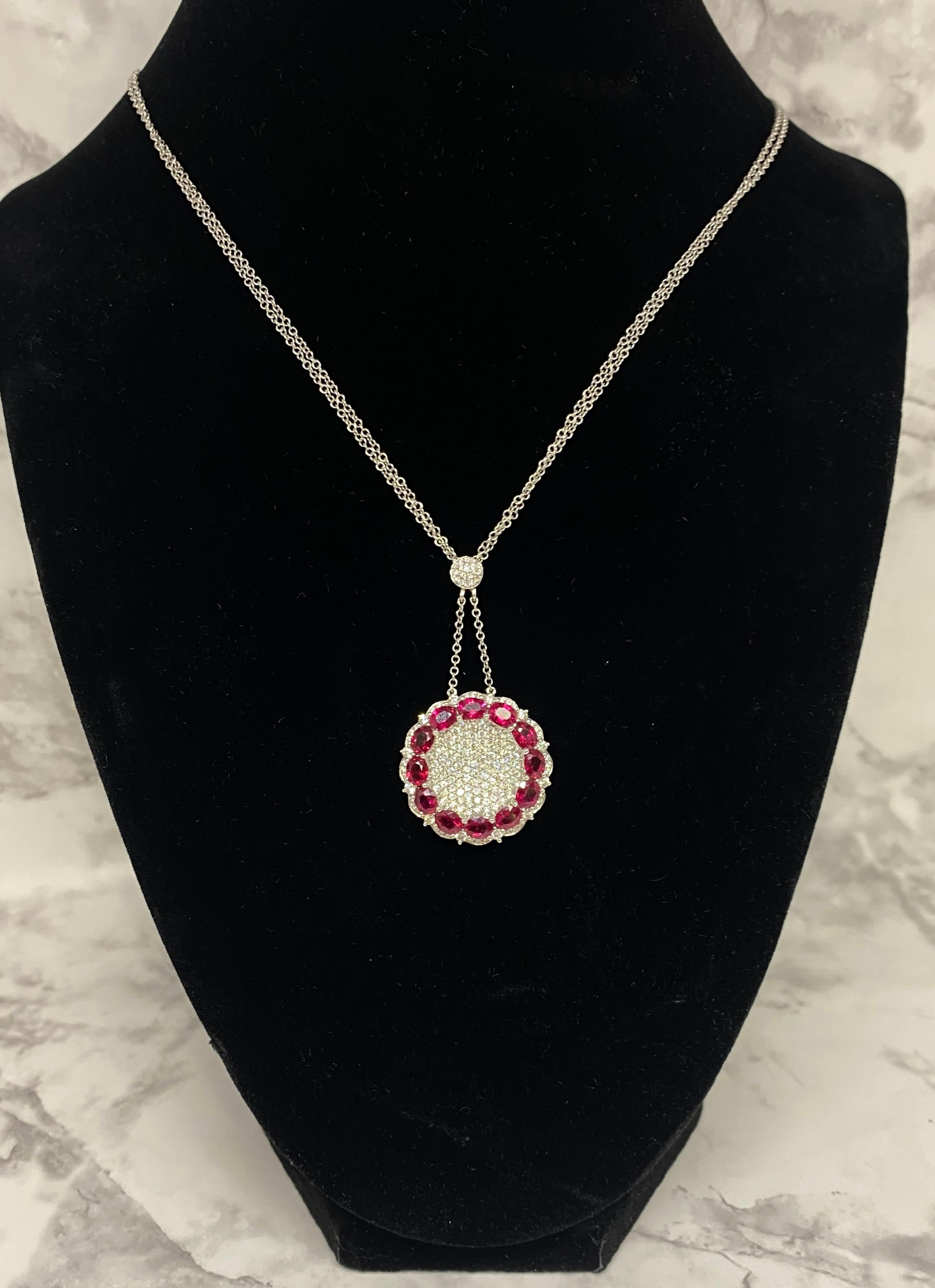 14k White Gold 5.04cttw Natural Ruby & Diamond Round Pendant Necklace  For Sale 5