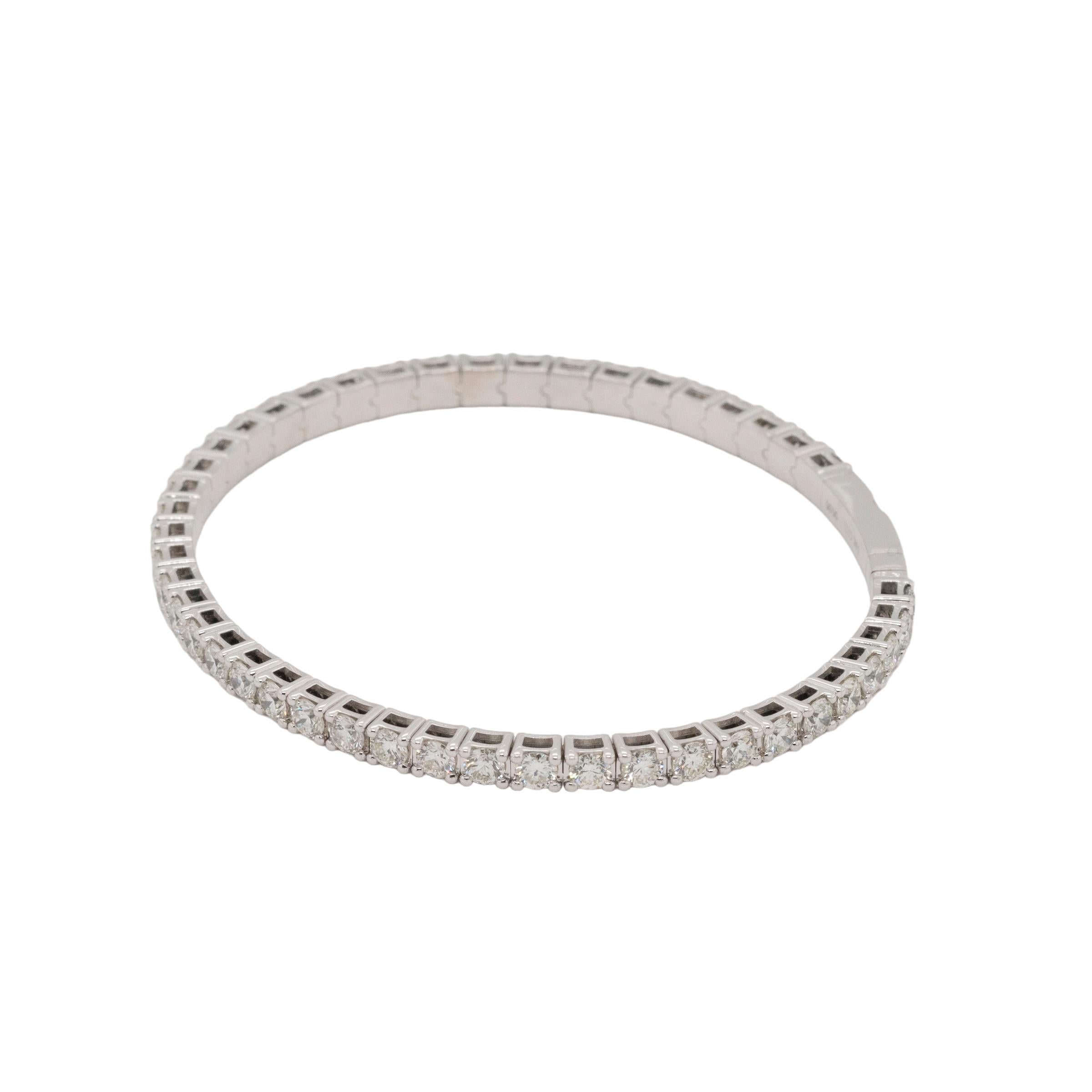 Brazalete de oro blanco de 14 quilates con diamantes naturales de 5,0 ctw estilo tenis elástico Corte redondo en venta
