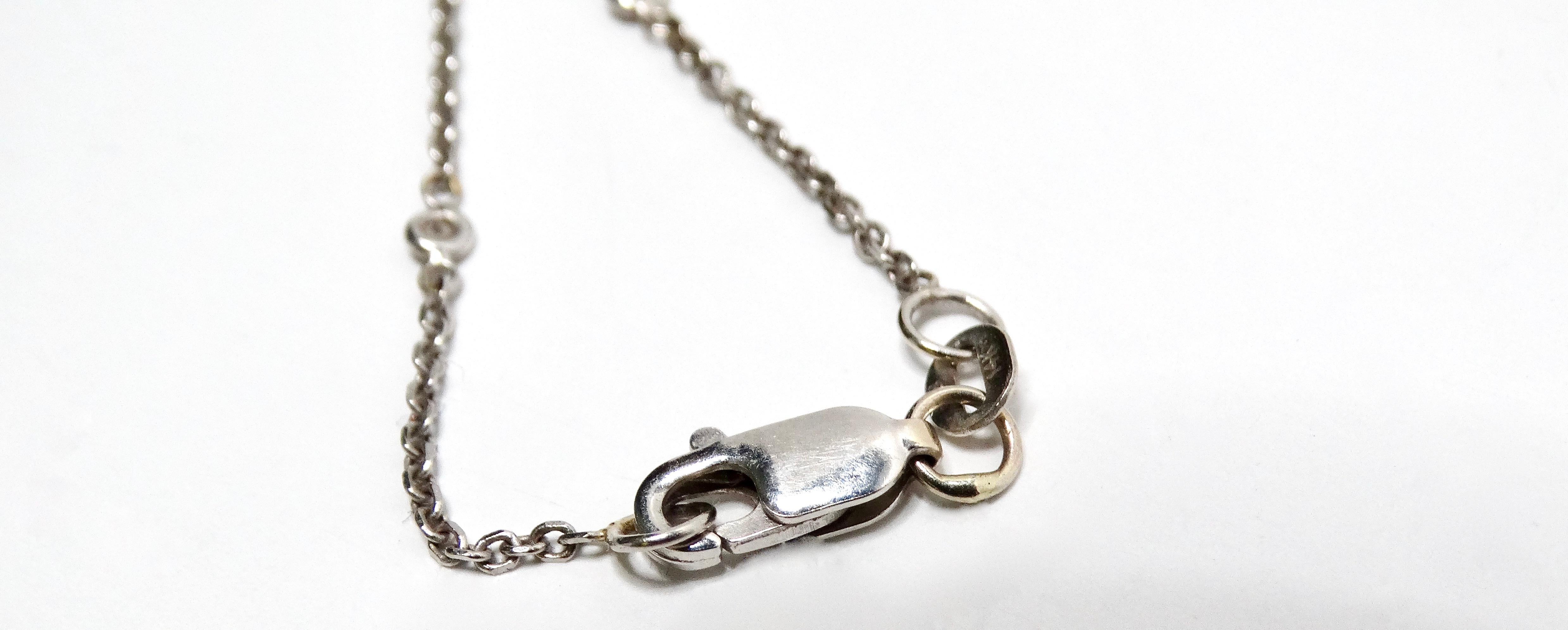 Donna Collana con ciondolo Hamsa in oro bianco 14k e 585 con diamanti in vendita