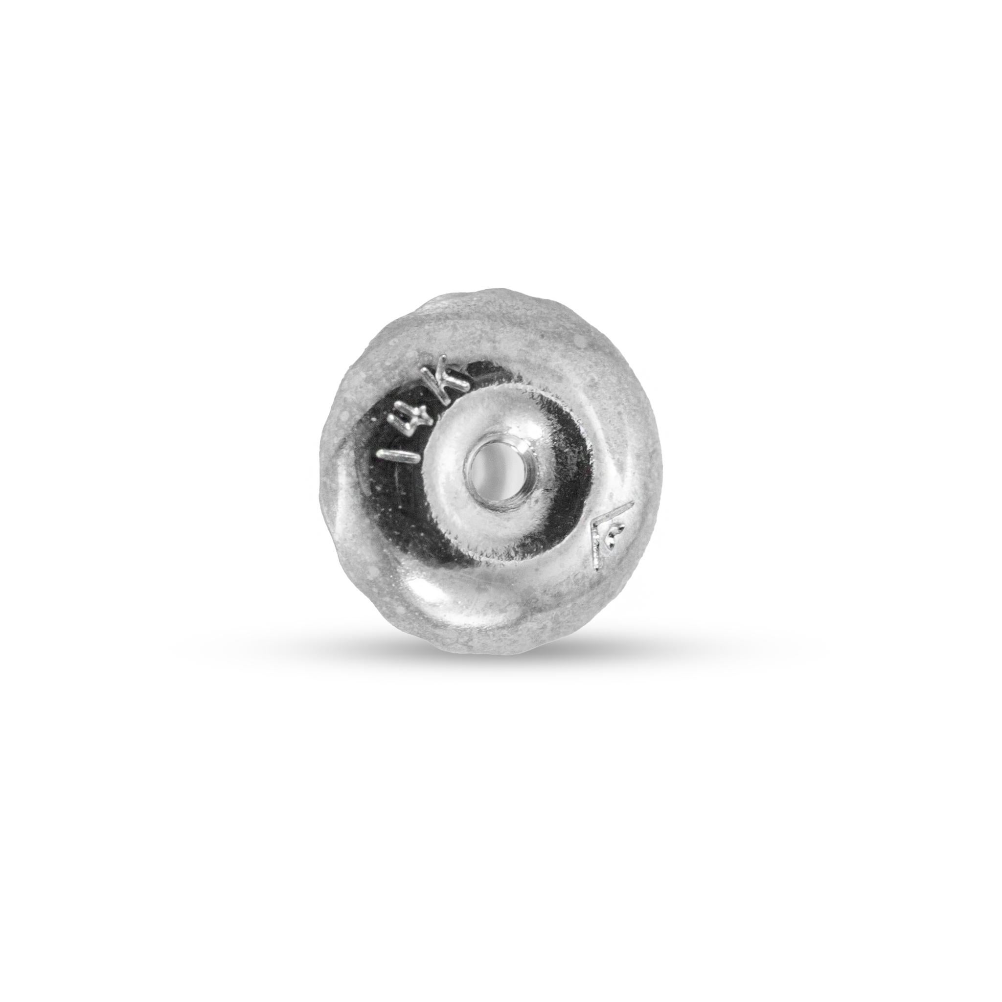 Orecchini con diamanti rotondi da 2,60 carati in oro bianco 14K a 6 punte con chiusura a vite in vendita 1