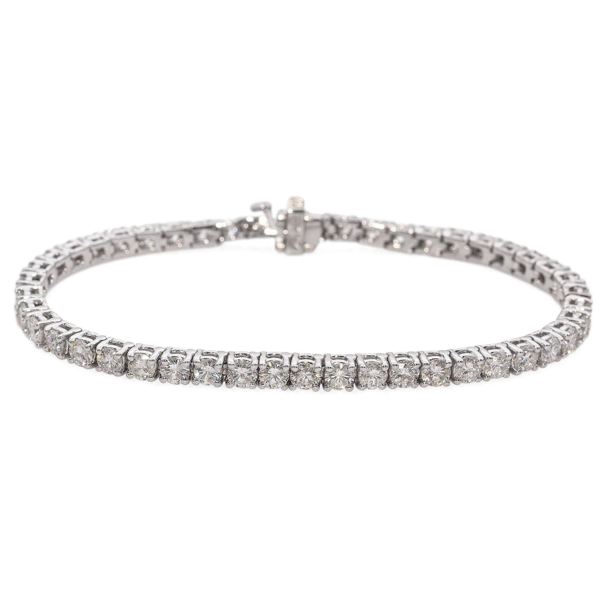 Bracciale tennis con diamanti in oro bianco 14K 6,10 TCW In condizioni buone a New York, NY