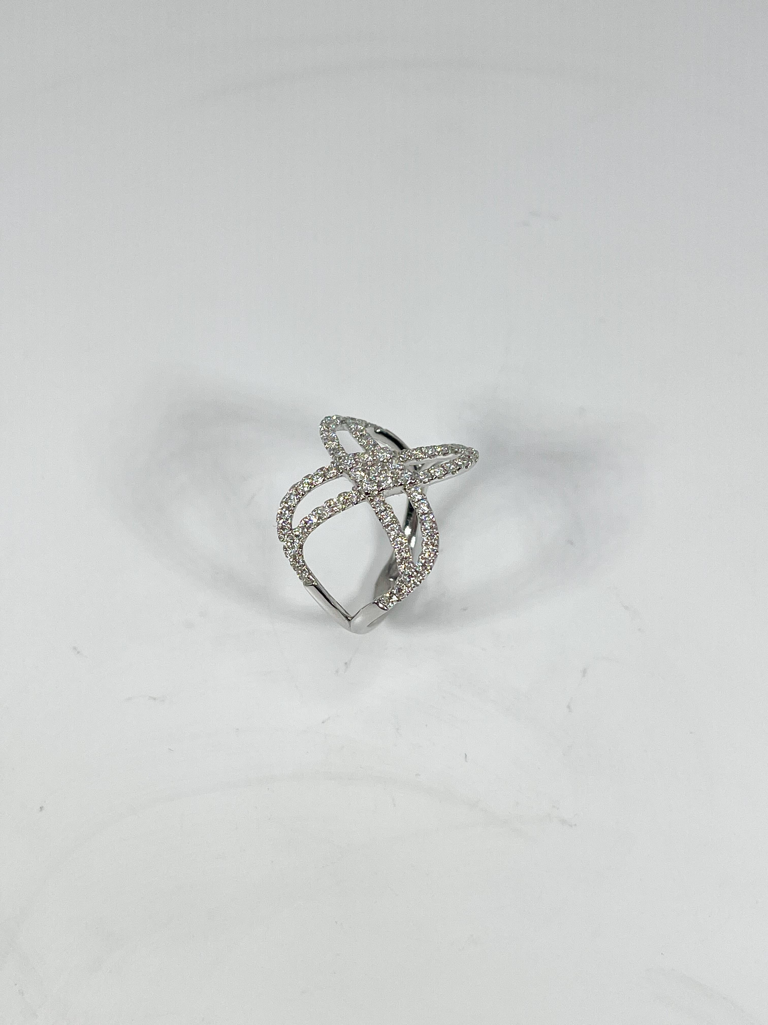 14K White Gold .63 CTW Contemporary Diamond Ring In Excellent Condition For Sale In Stuart, FL