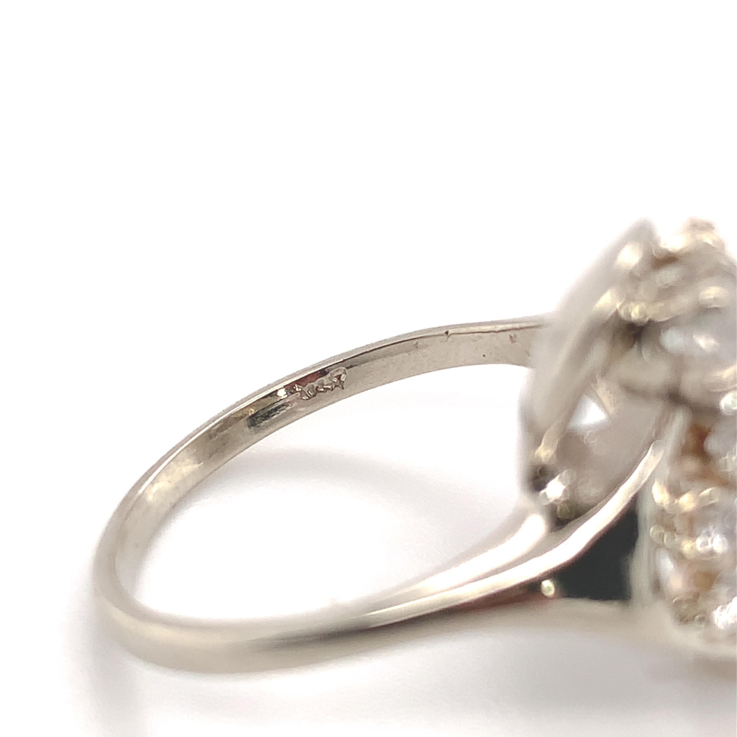 14K White Gold .65ct Emerald & Diamond Cocktail Ring size 6.75 For Sale 3