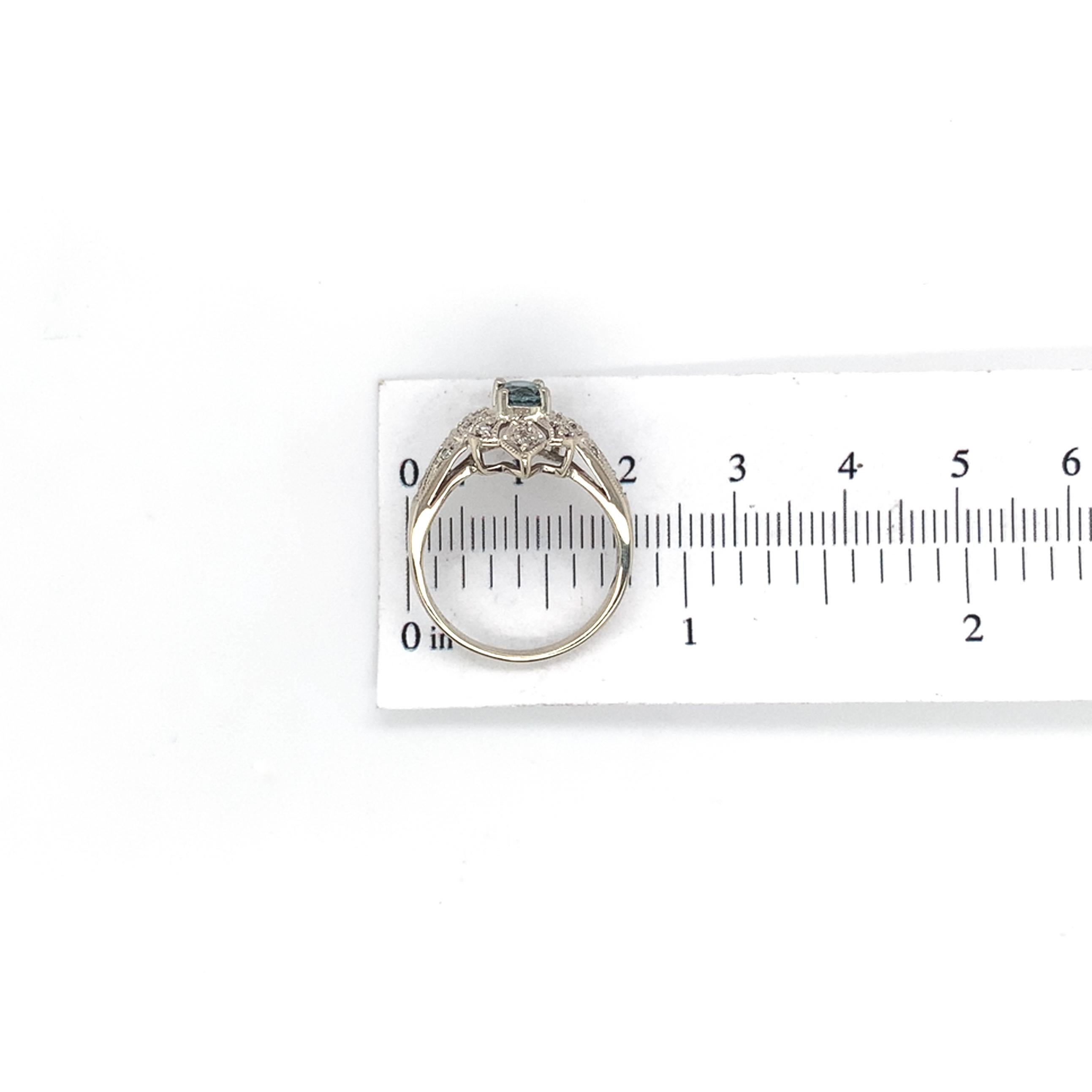 Anillo de oro blanco de 14 quilates .67ct Zafiro Montana Natural sin calentar en venta 5