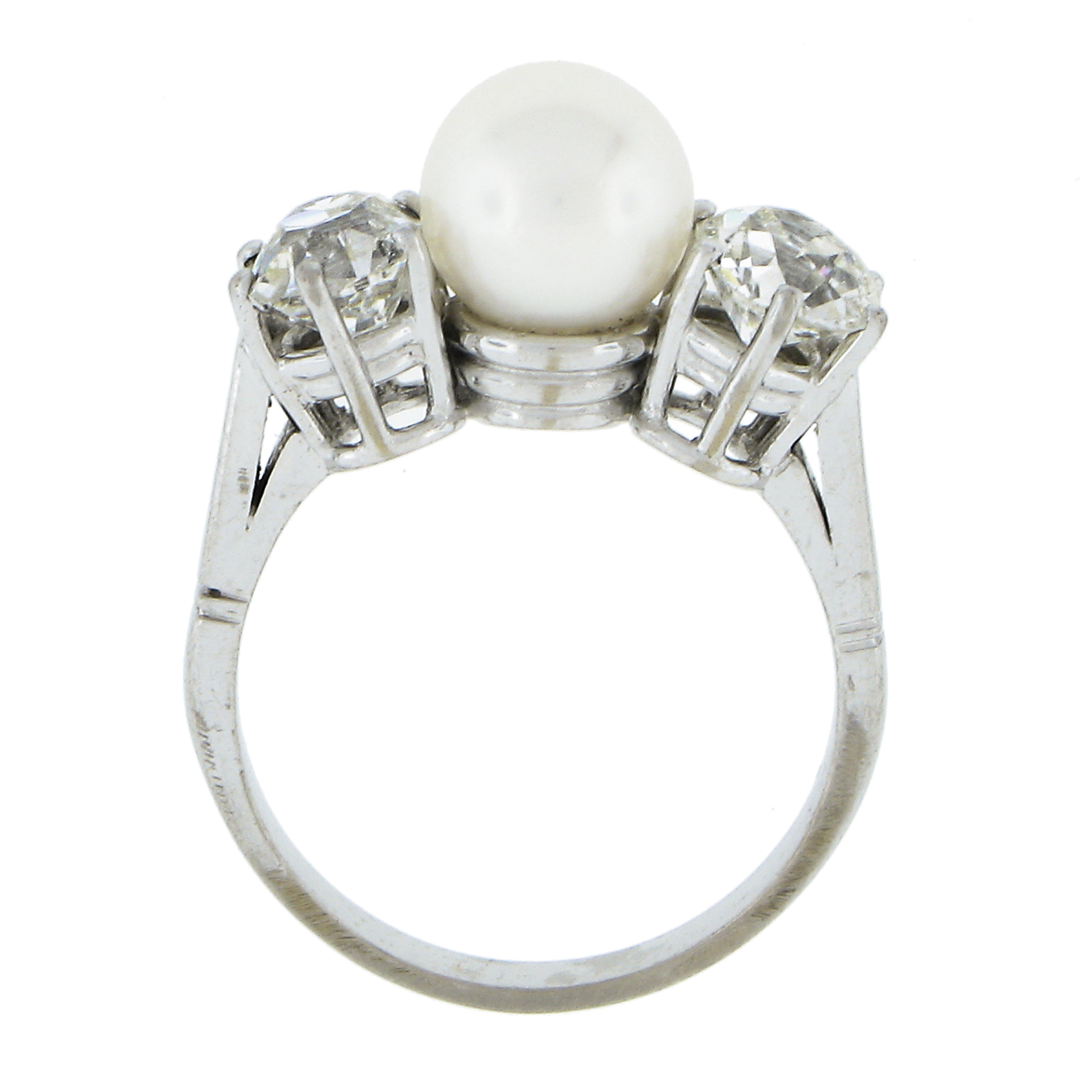 14k White Gold 6.9mm Pearl and 1.40ctw Old Mine Cut Cushion Diamonds Ring For Sale 4