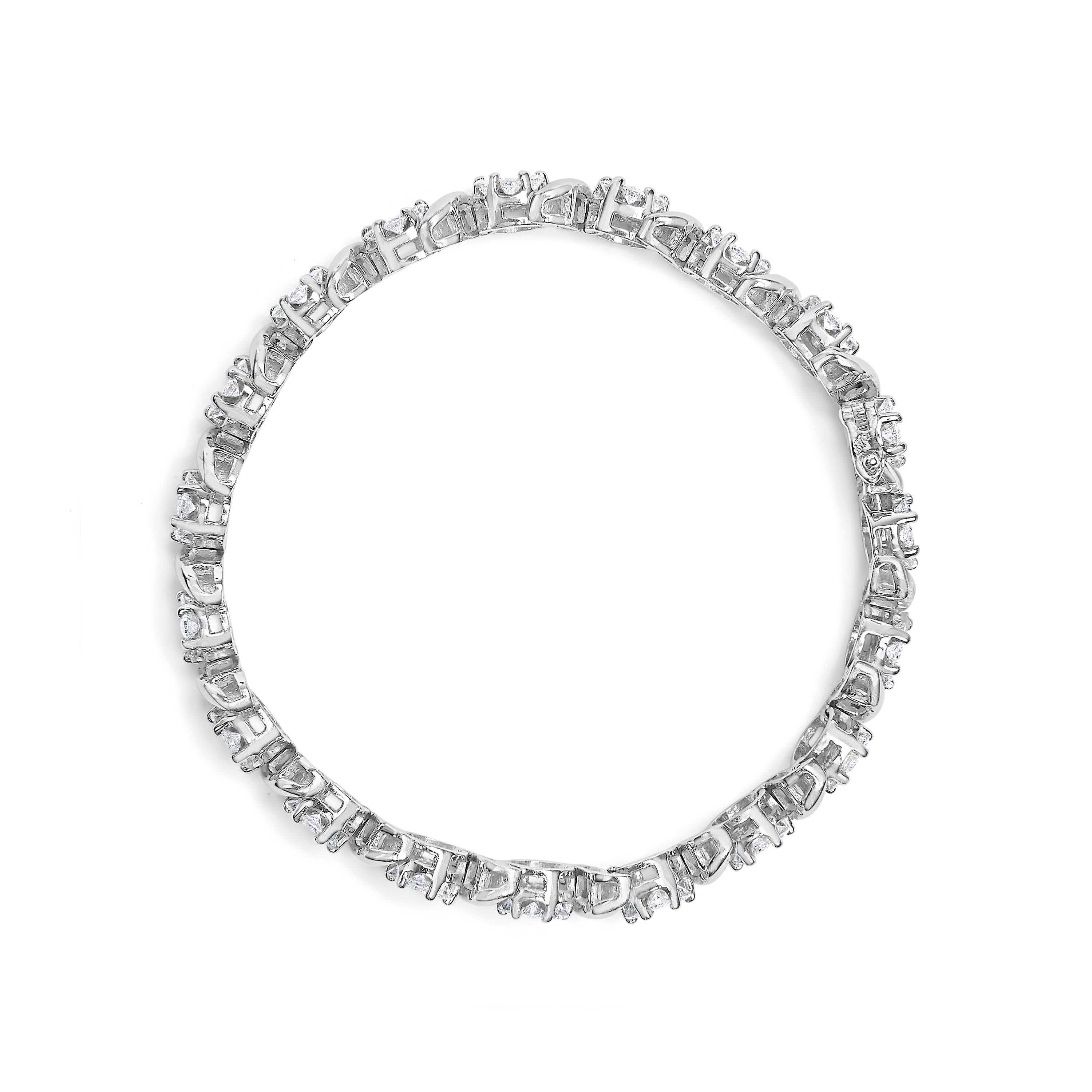 Moderne Bracelet à maillons S en or blanc 14 carats avec grappe florale de diamants ronds de 7 3/8 carats en vente