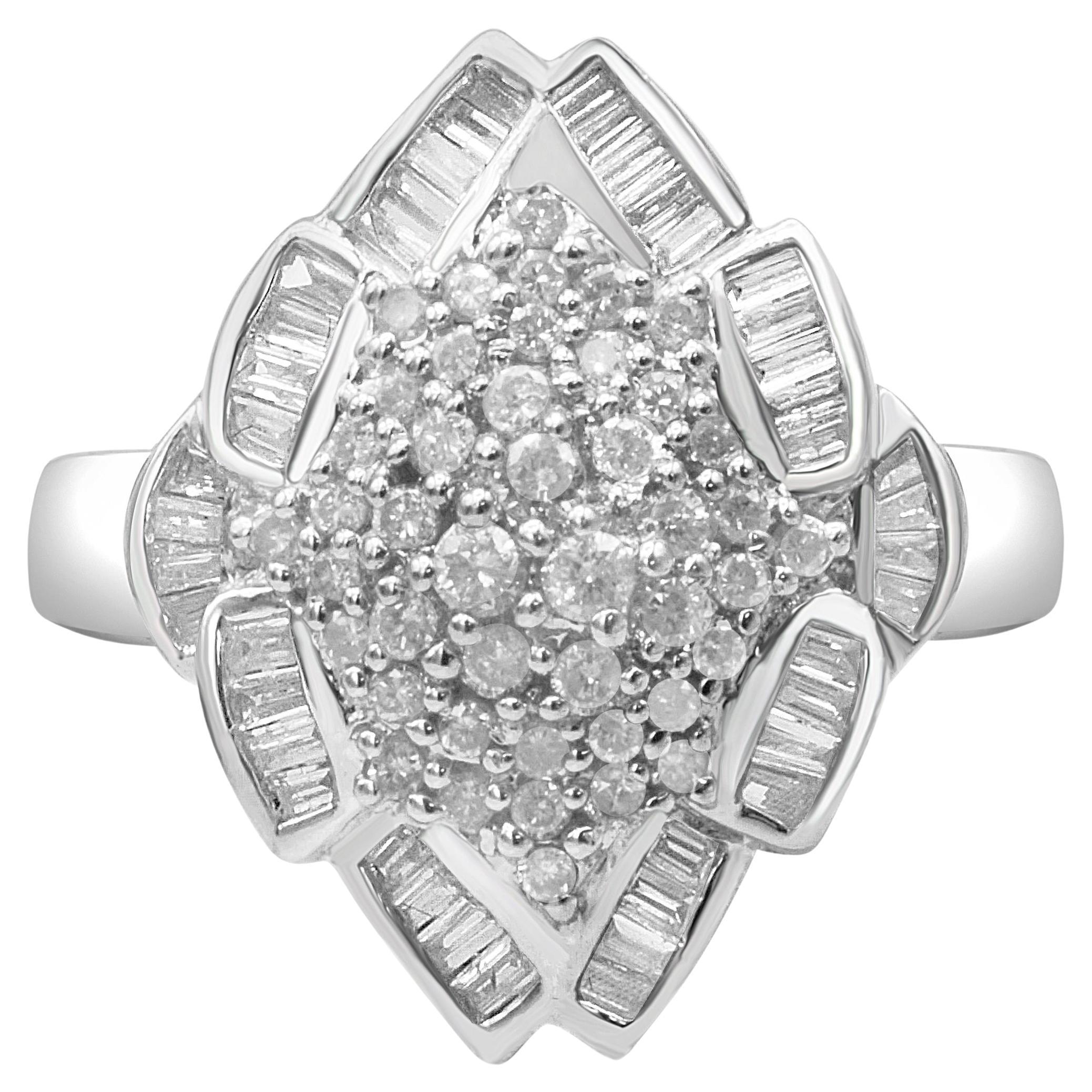 14K White Gold 7/8 Carat Round and Baguette-Cut Diamond Cluster Ring For Sale