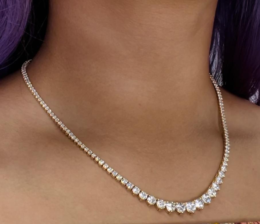 Round Cut 14k White Gold 7 Carat Graduated Diamond Tennis Necklace Illusion Setting For Sale