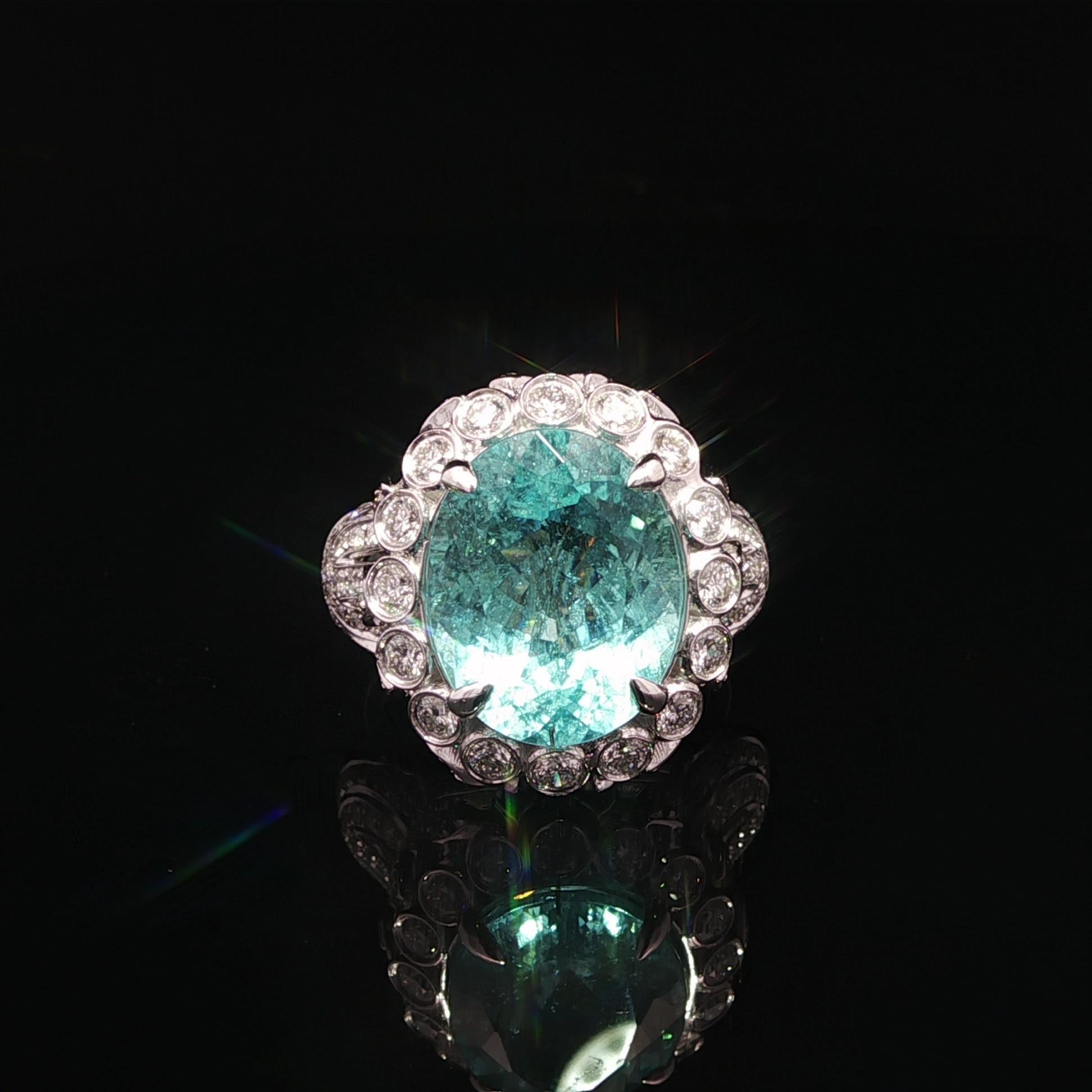 --Pierre(s) :...
(1) Tourmaline Paraiba Naturelle Véritable - Taille Ovale Brillante - Serti - Belle couleur bleu verdâtre - 6.50ct (exact)
** Voir les détails de la certification ci-dessous pour des informations complètes
Nombreux diamants
