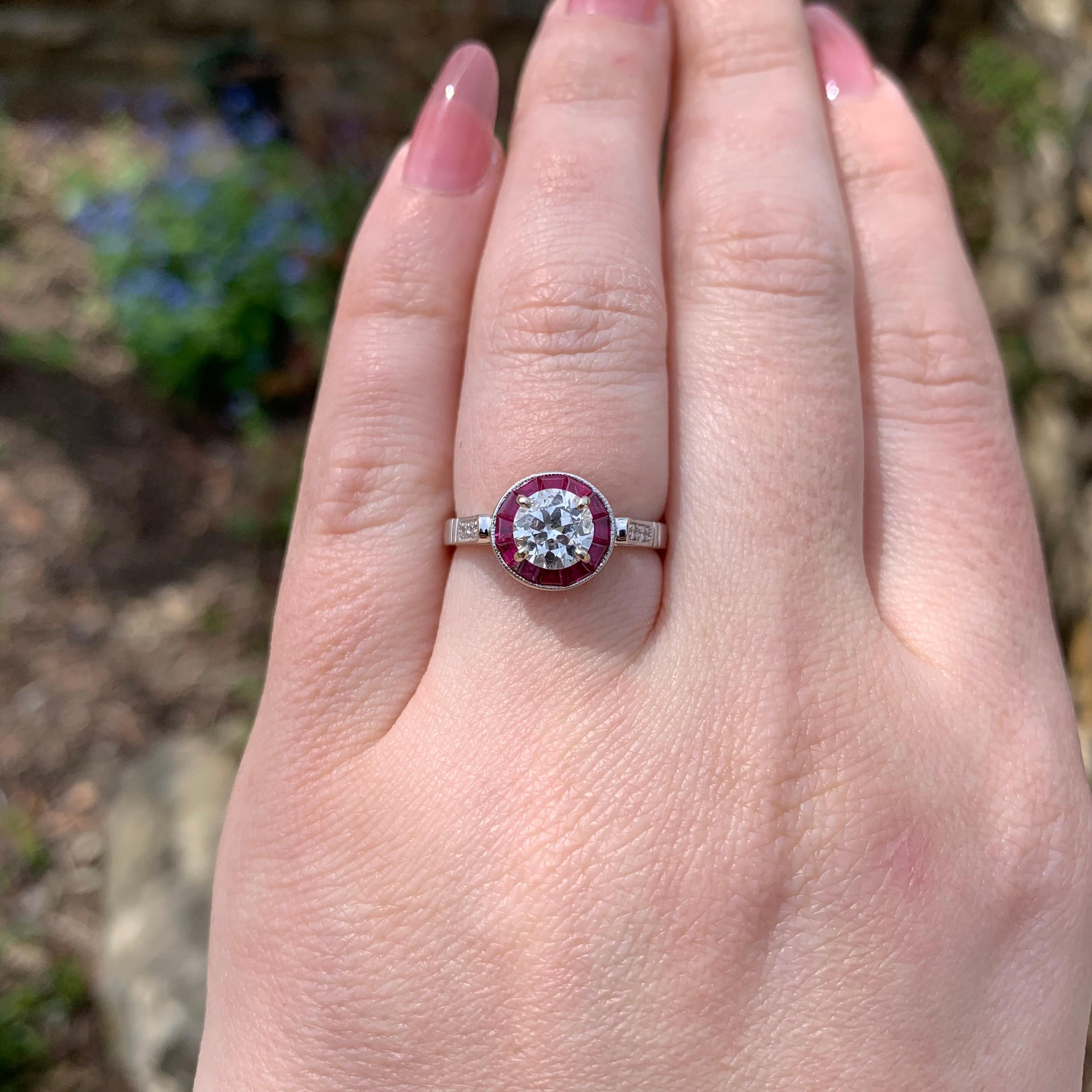 14K White Gold .80ct European Cut Diamond Ring with Ruby Halo size 6.75 en venta 2
