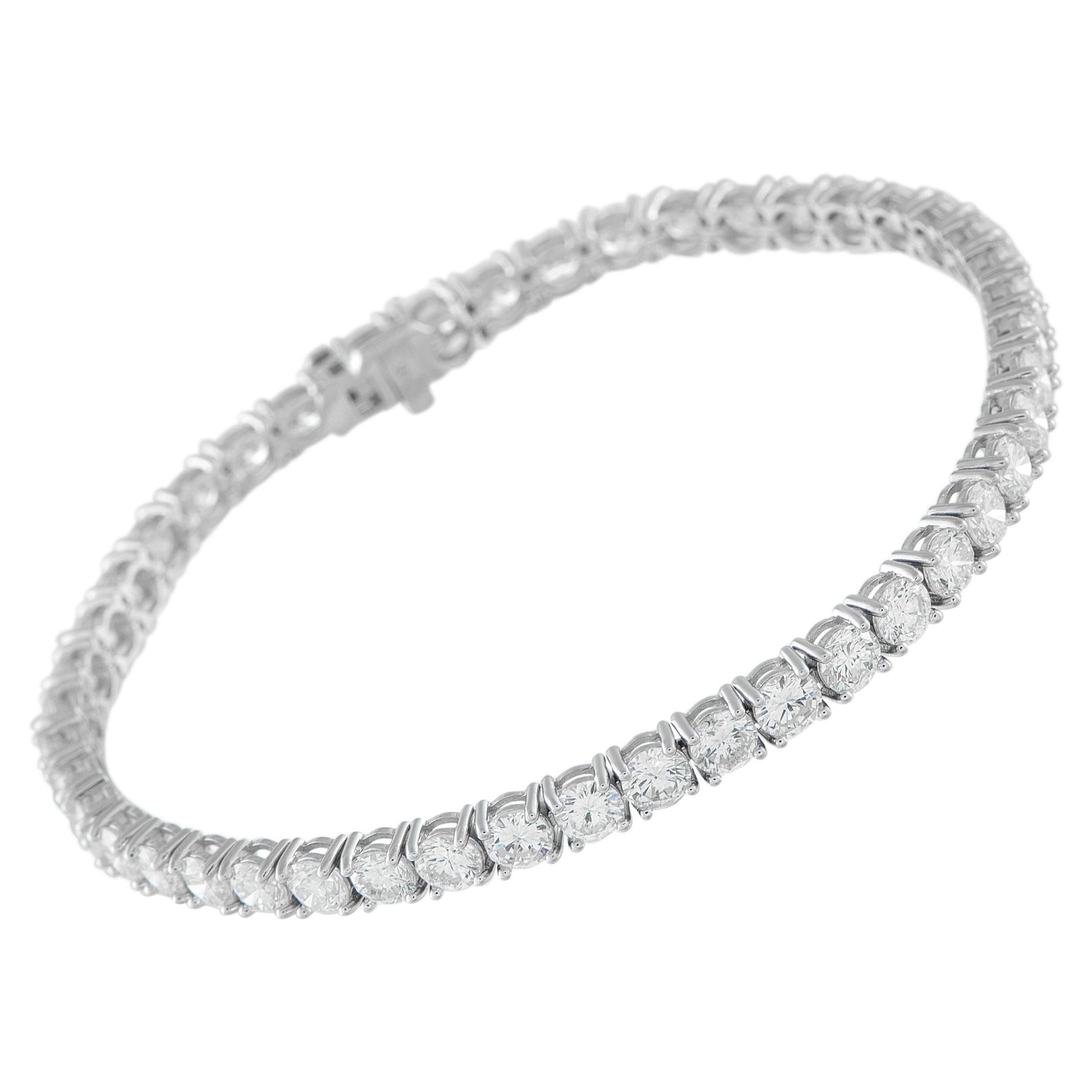 Pulsera de oro blanco de 14 quilates con 8,30 ct de diamantes MF07-111325 en venta