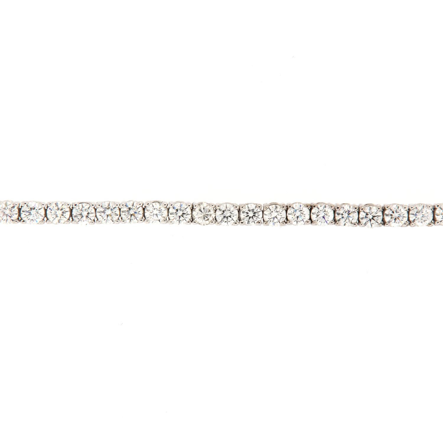 Round Cut 14K White Gold 8.66 Carat Round Diamond Tennis Bracelet For Sale